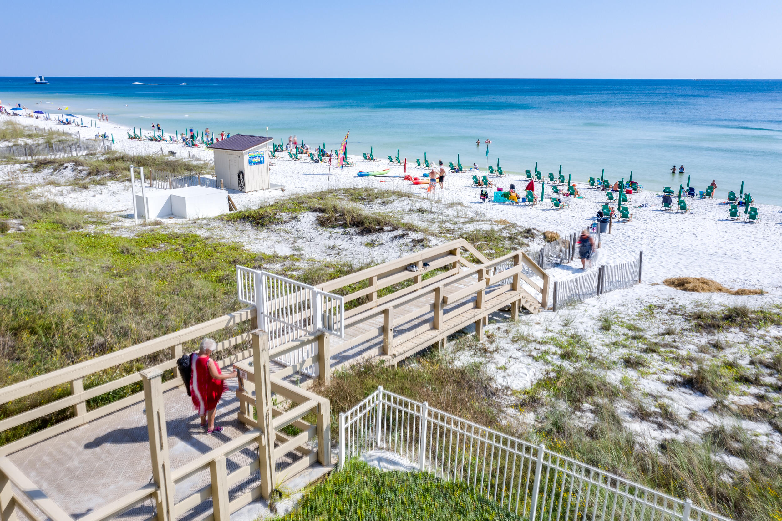 STERLING SANDS CONDO - Residential