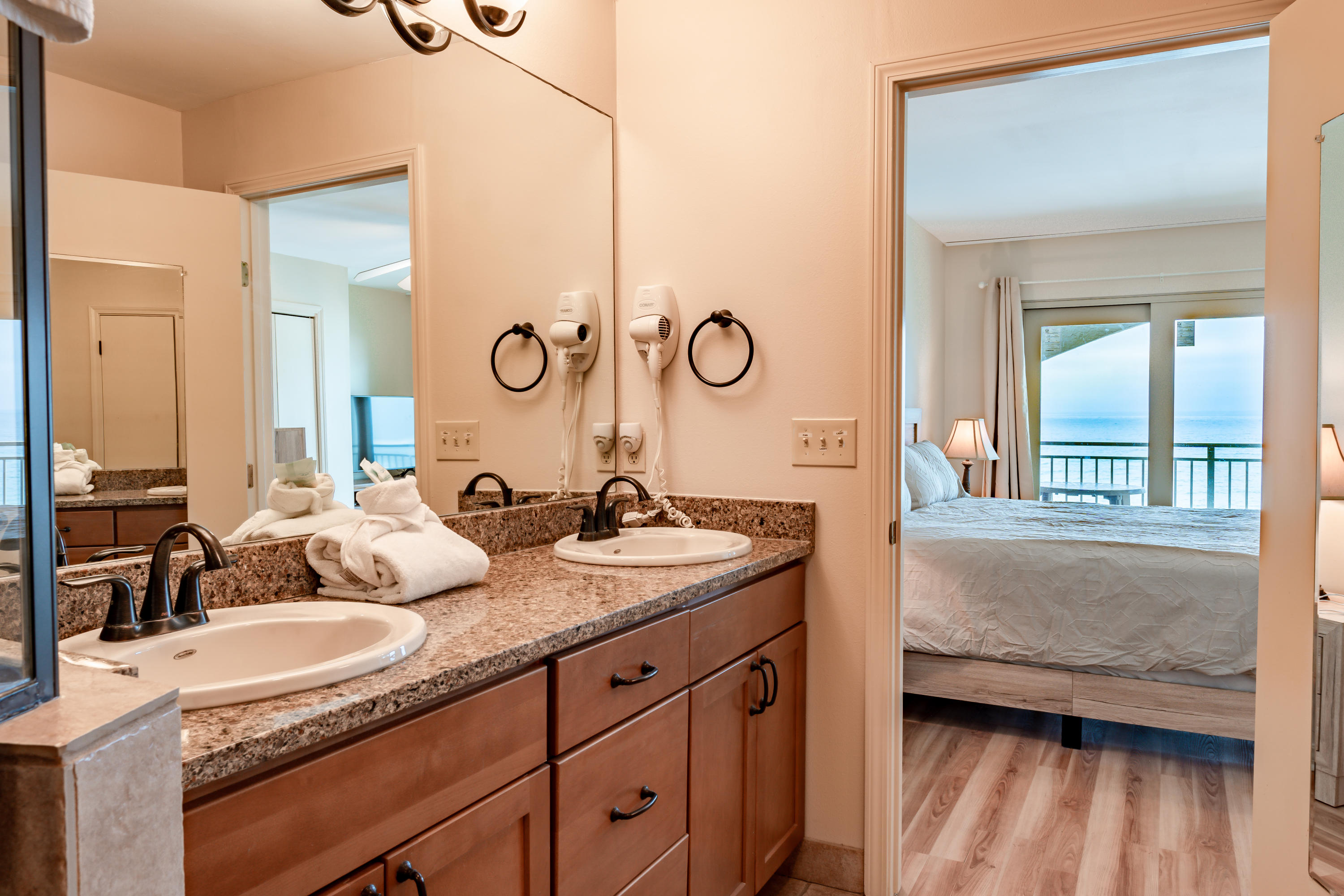 SEAGROVE BCH DUNE VILLAS PH 1 - Residential