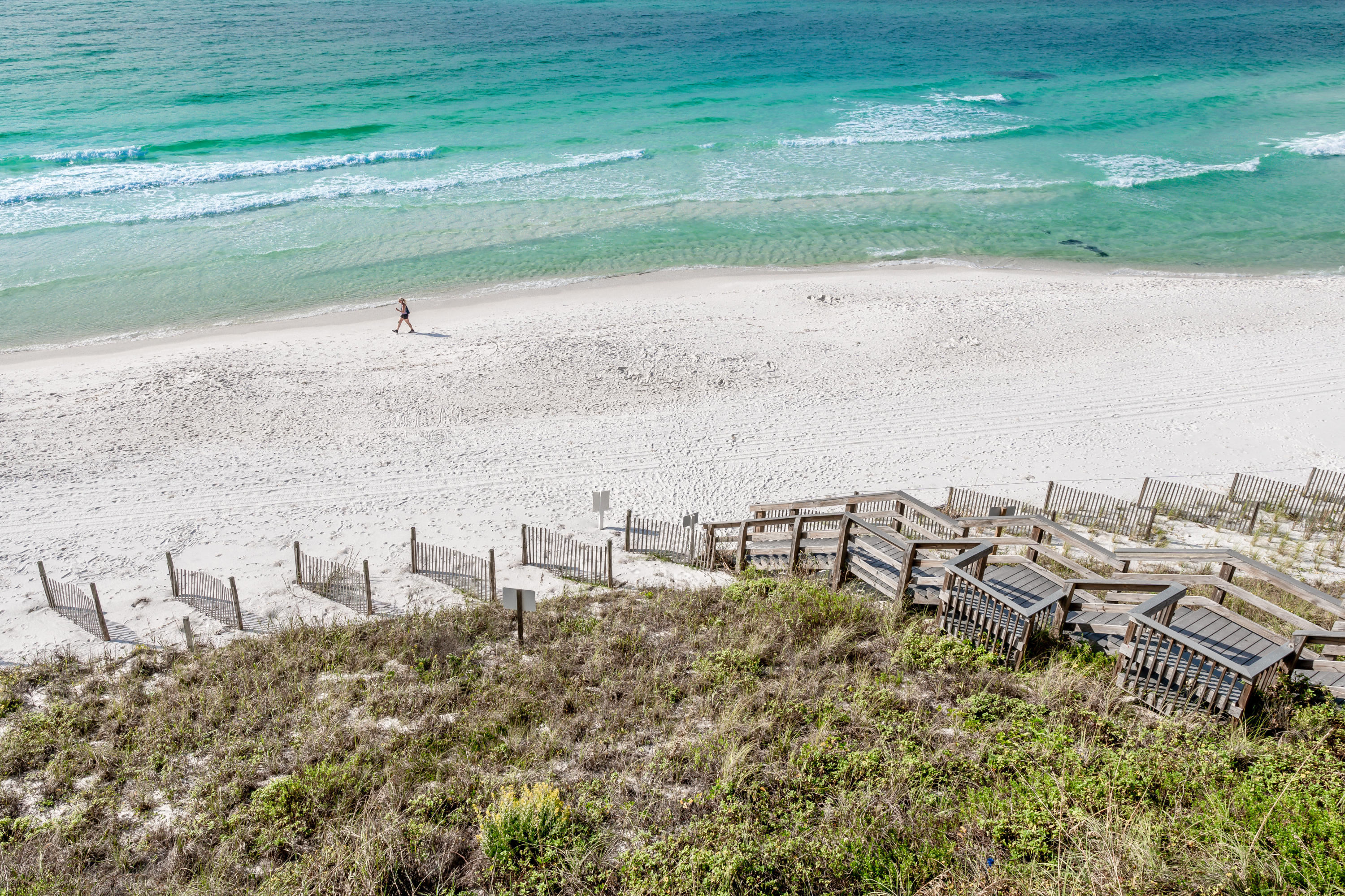 SEAGROVE BCH DUNE VILLAS PH 1 - Residential