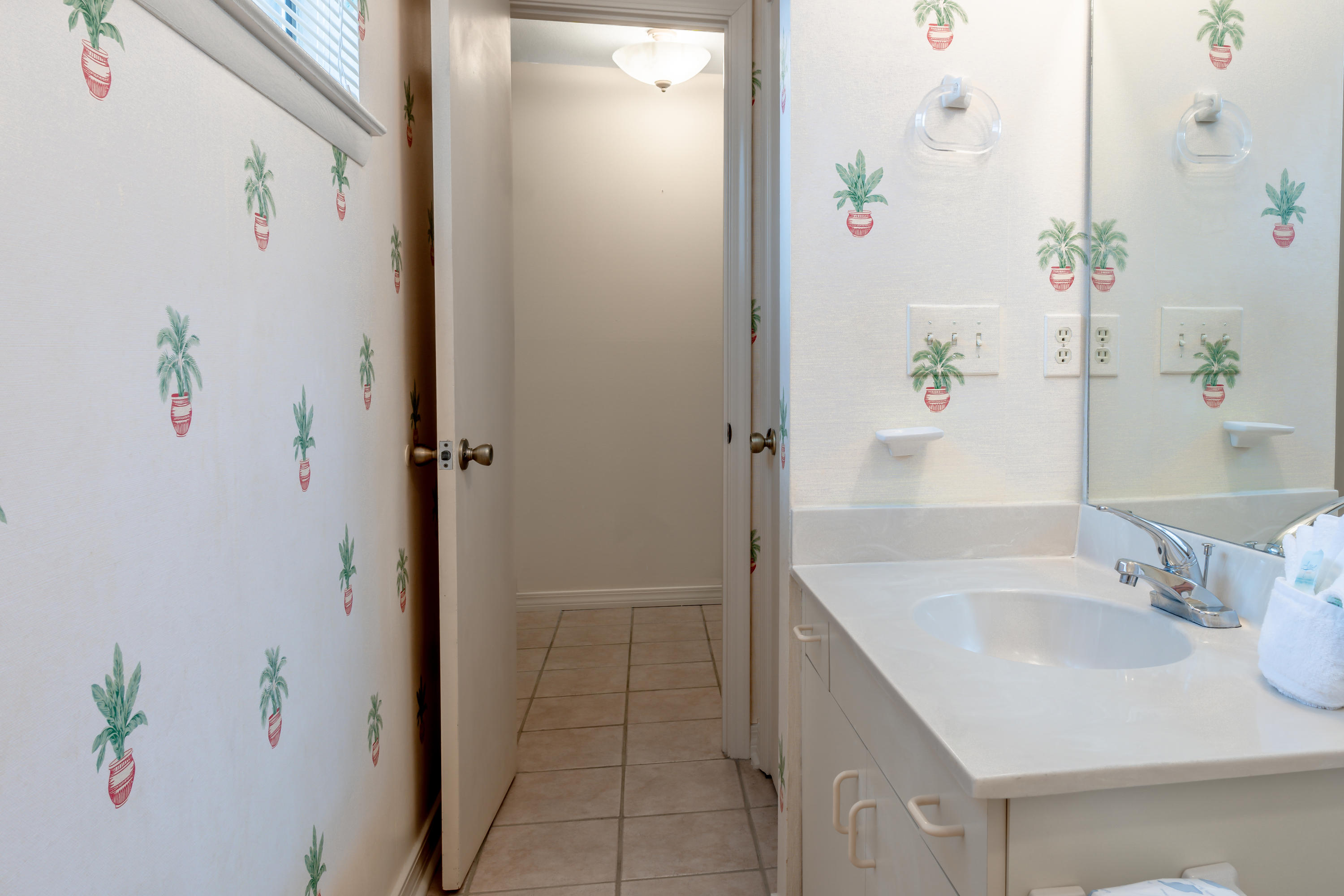 SEAGROVE BCH DUNE VILLAS PH 1 - Residential