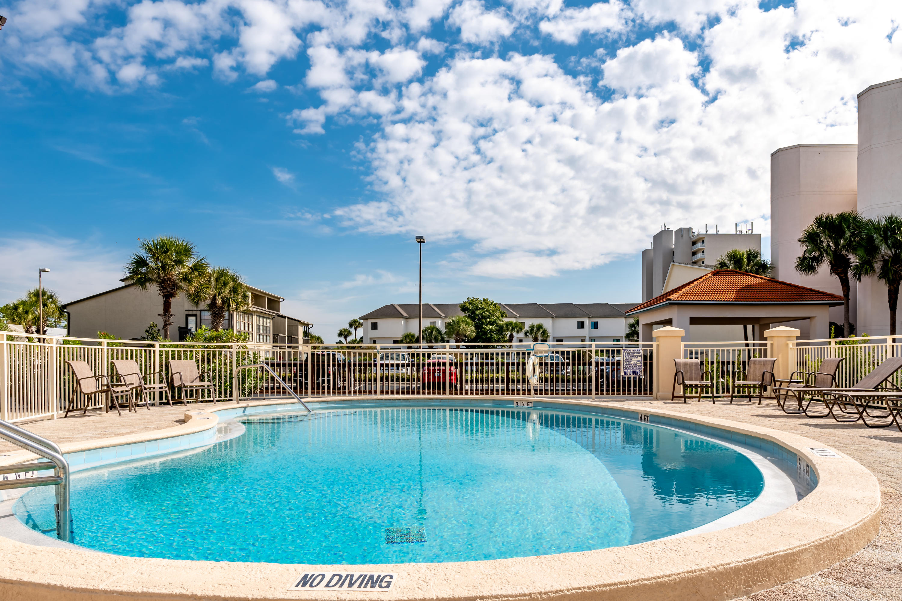 SEAGROVE BCH DUNE VILLAS PH 1 - Residential