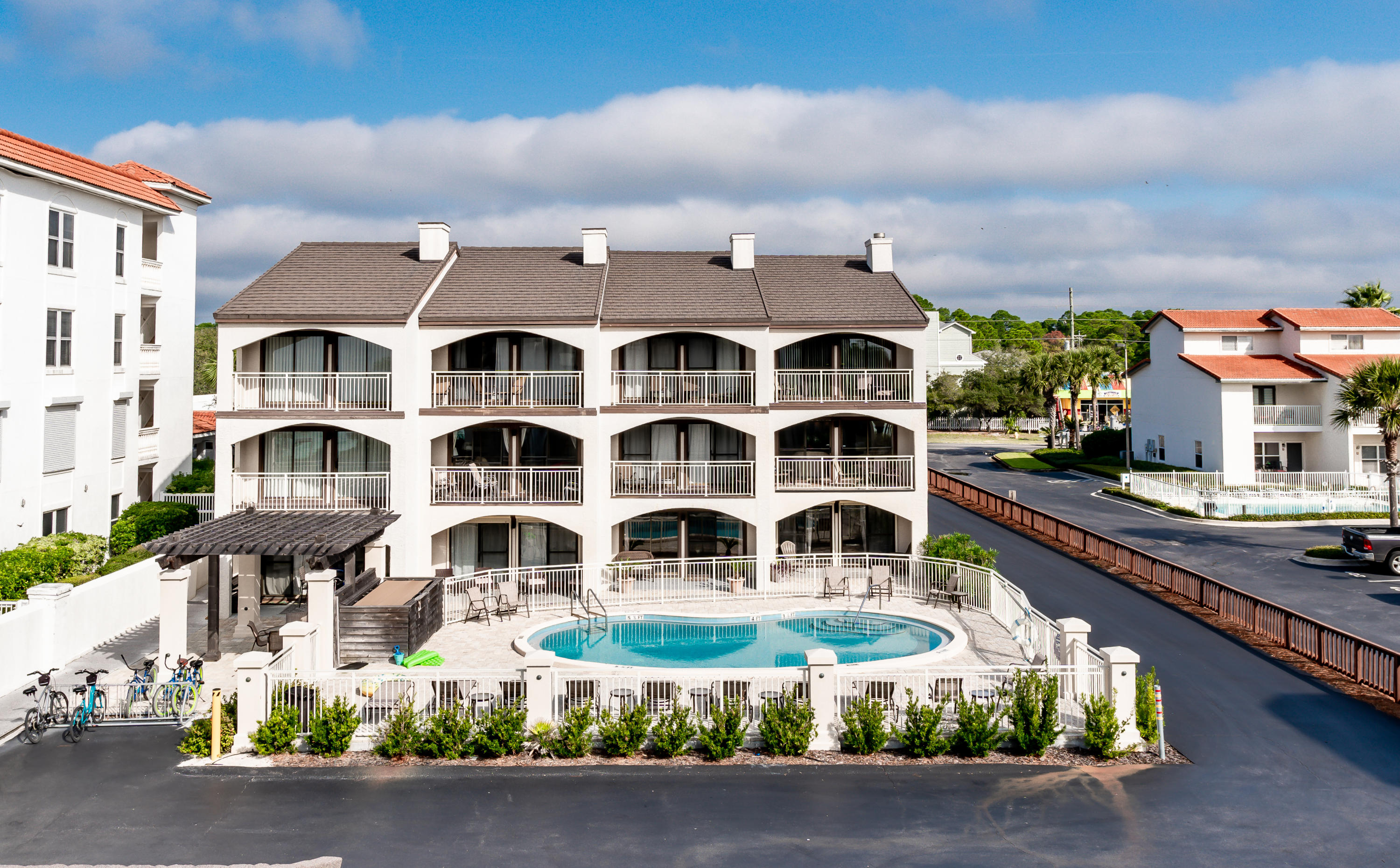 SEAGROVE BCH DUNE VILLAS PH 1 - Residential