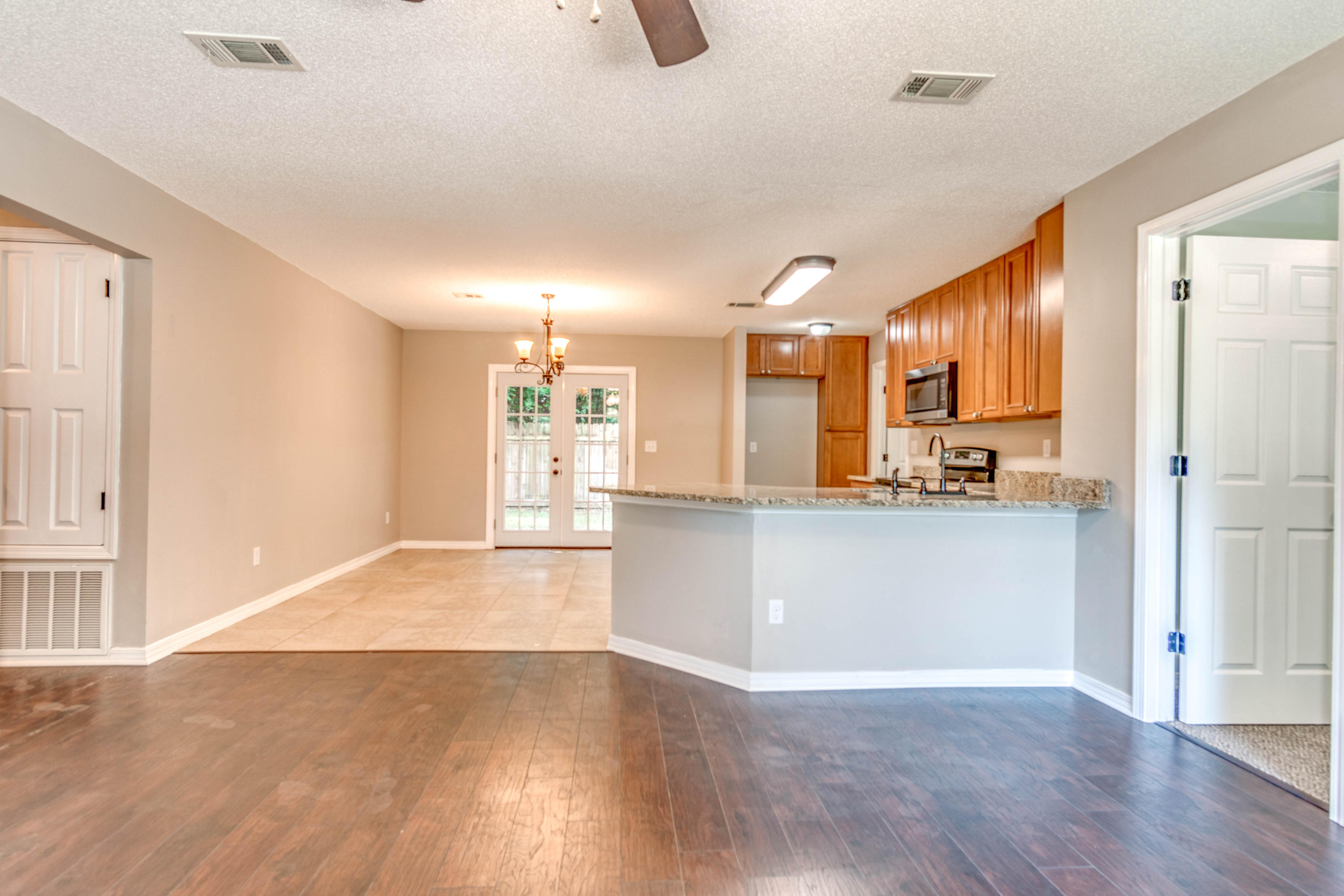 CRESTVIEW - Residential