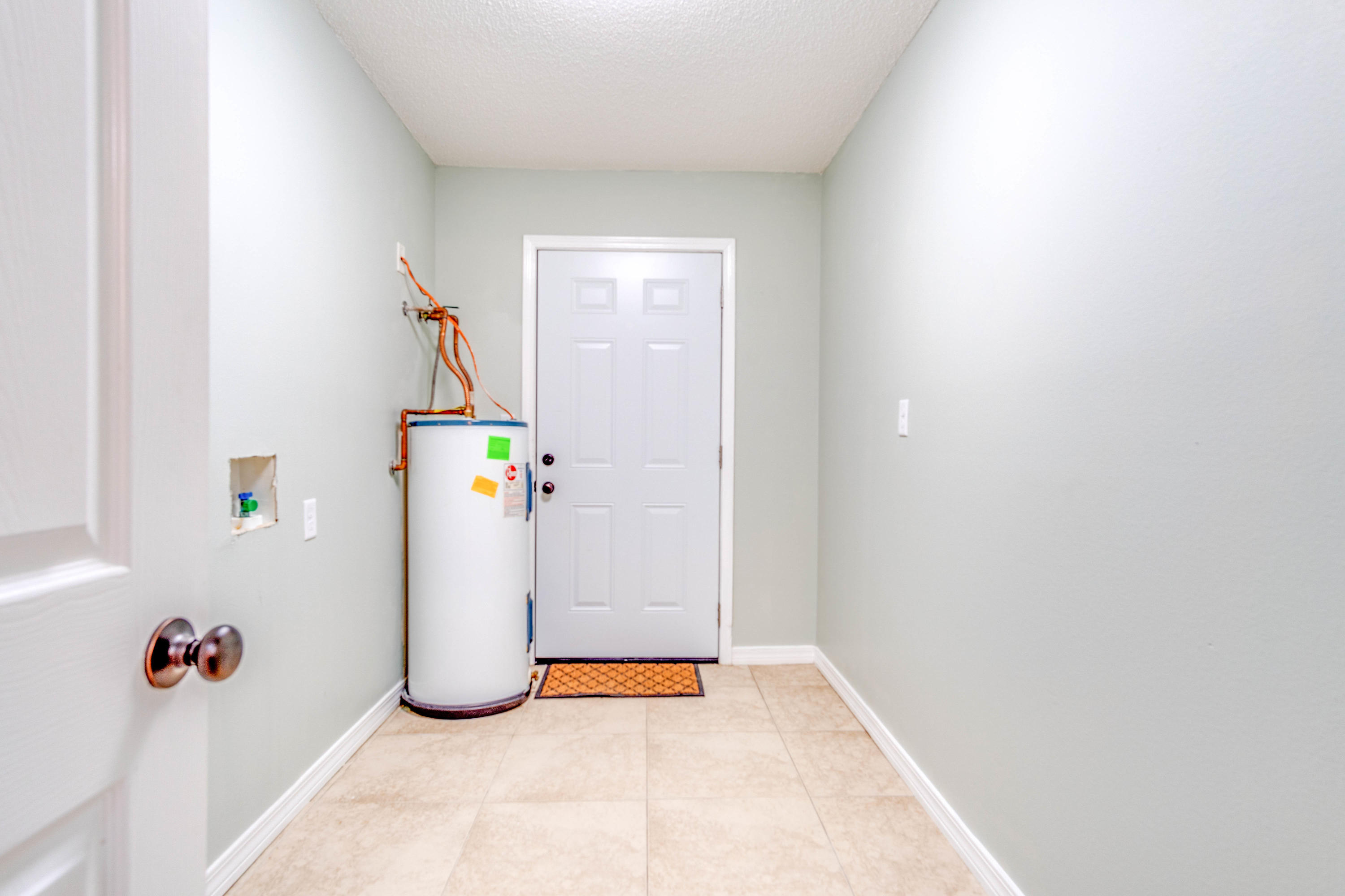 CRESTVIEW - Residential