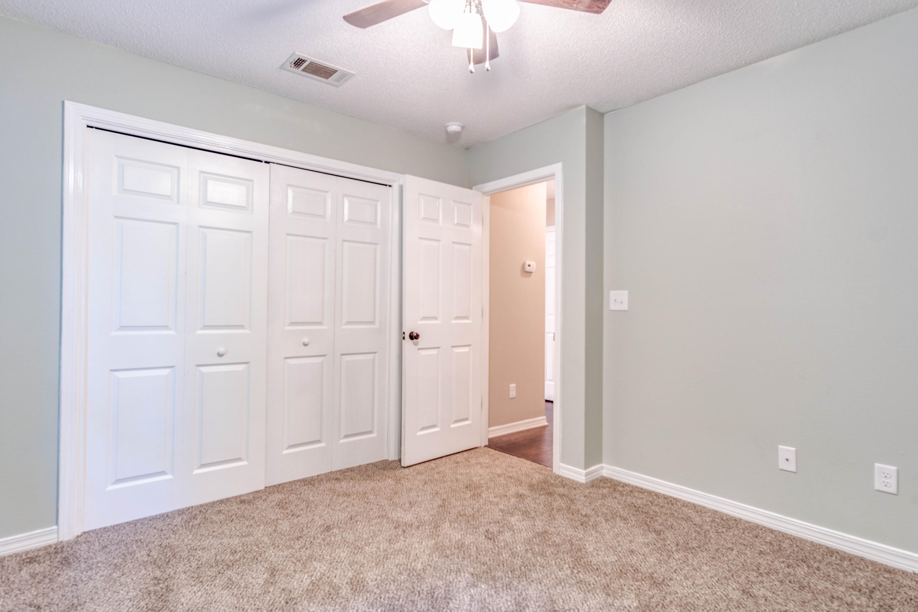 CRESTVIEW - Residential