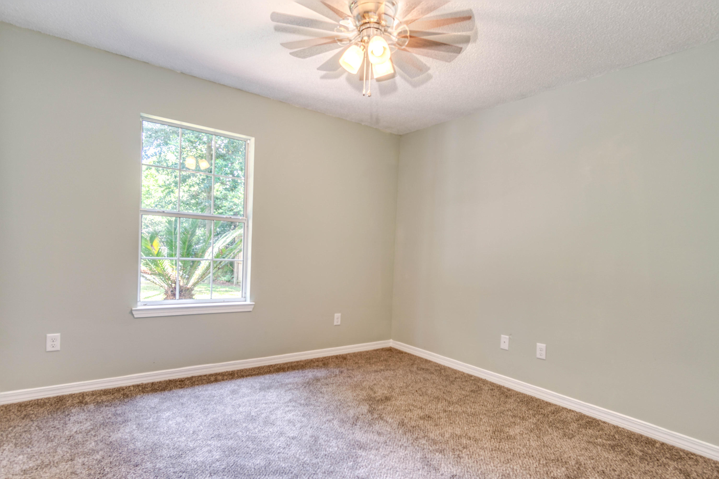 CRESTVIEW - Residential