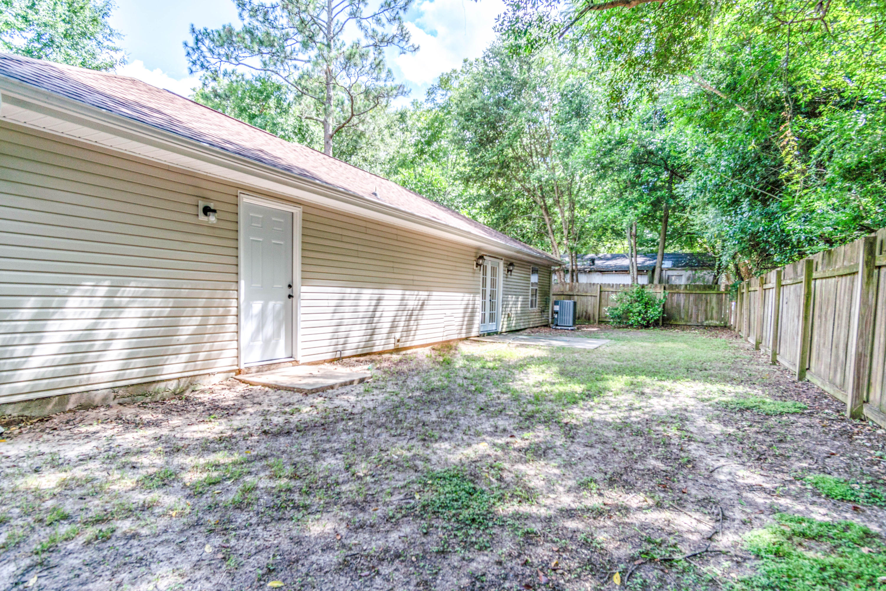 CRESTVIEW - Residential