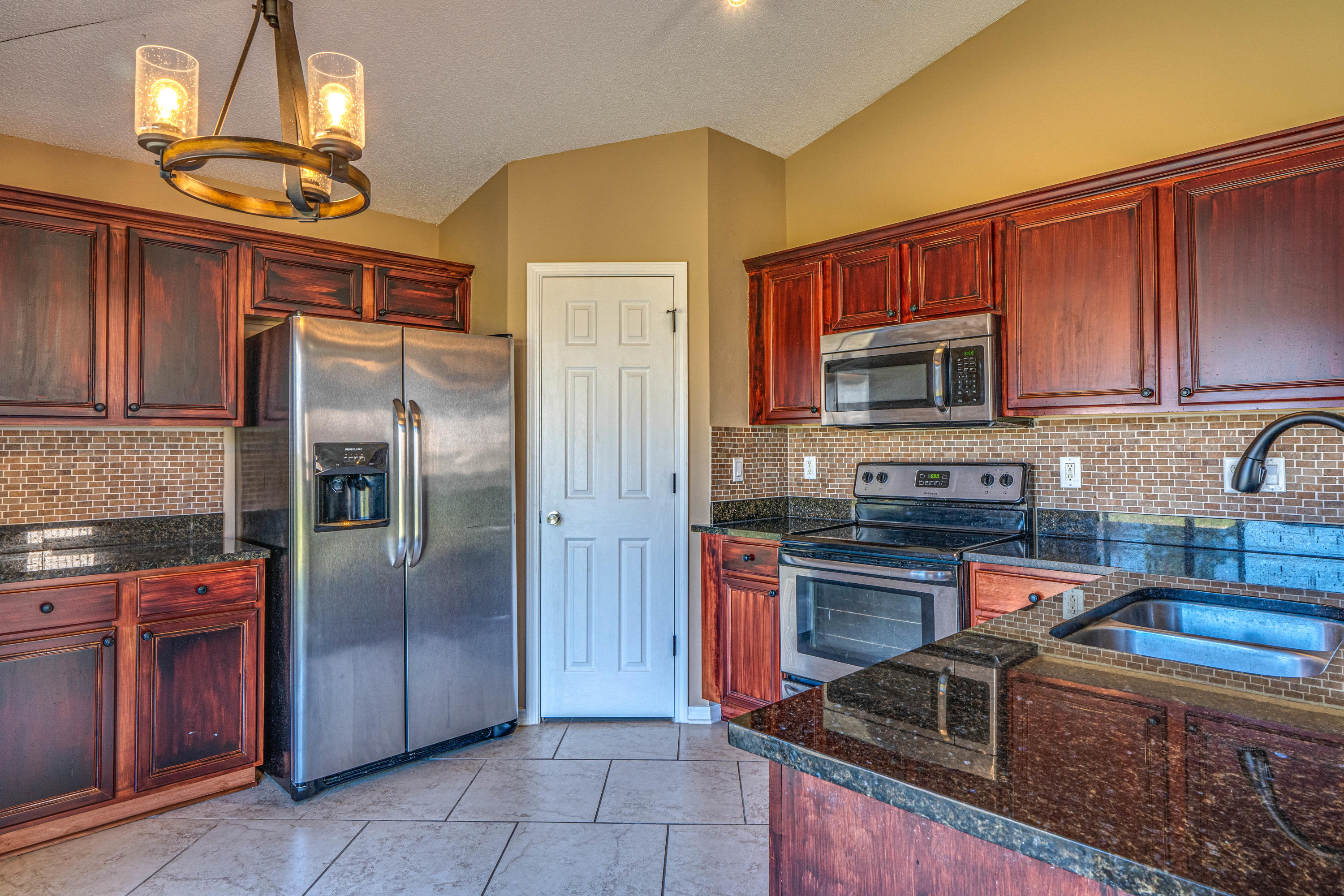 SOUTHWAY ESTATES 2ND ADDN - Residential