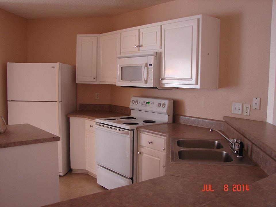 CREETWOOD PLACE - Residential Lease