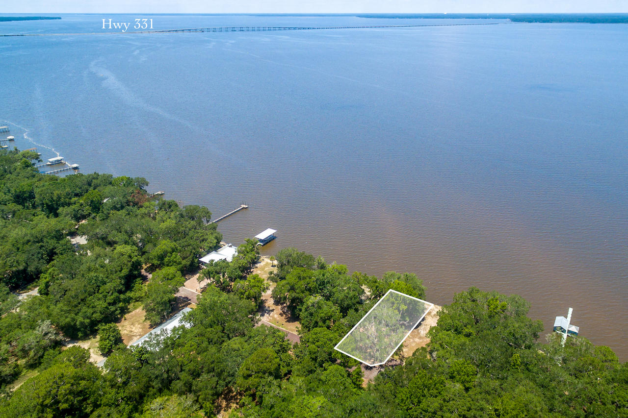 GRAYTON BAYOU - Land