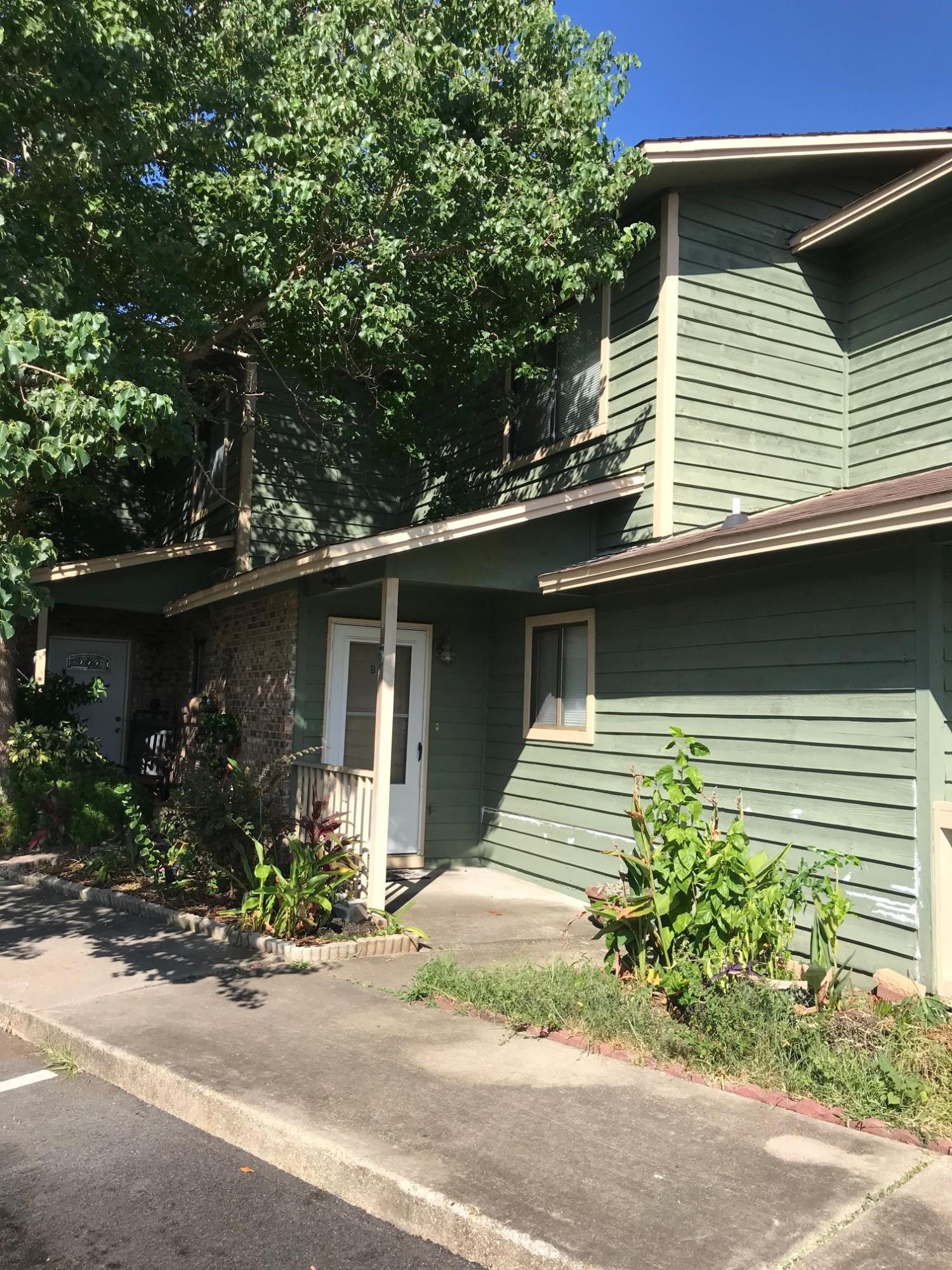 BIENVILLE SQUARE T/H - Residential