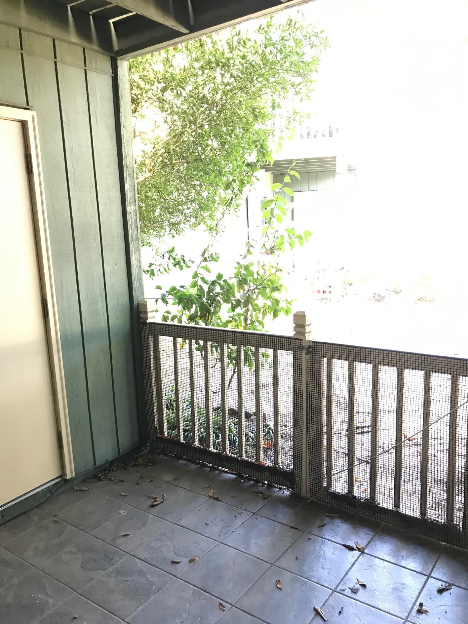 BIENVILLE SQUARE T/H - Residential