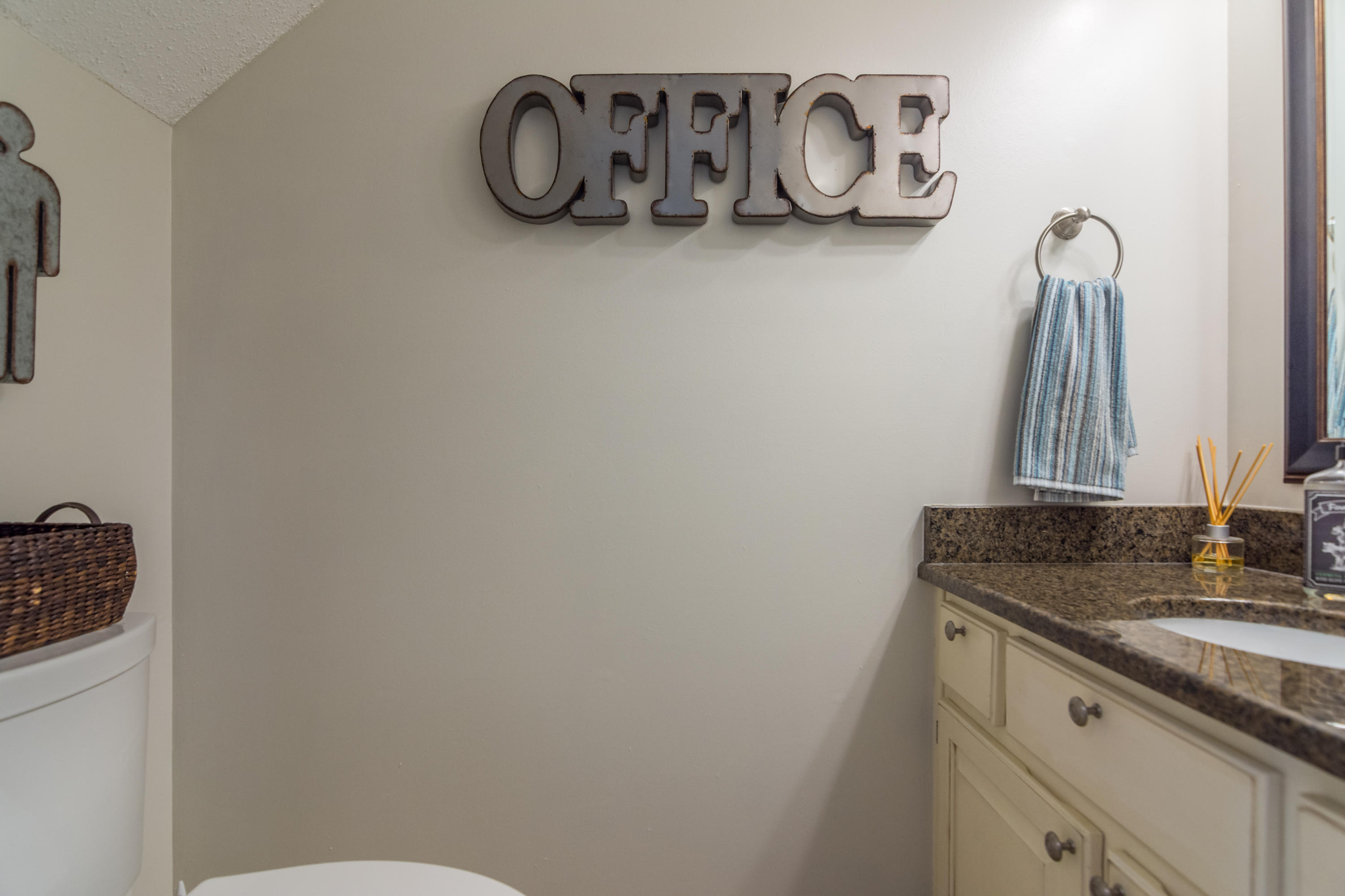 LAKE POINTE - Residential