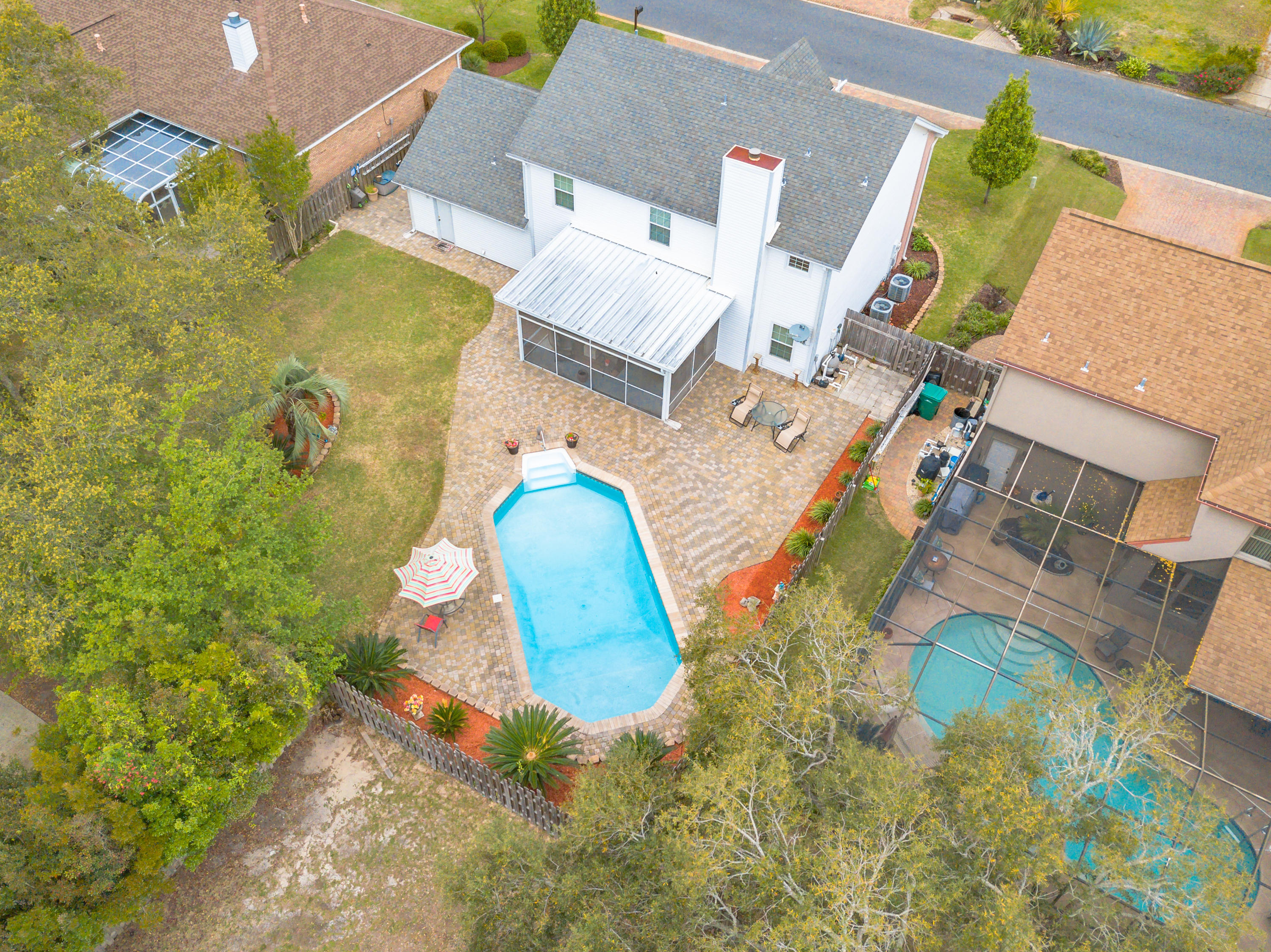 LAKE POINTE - Residential