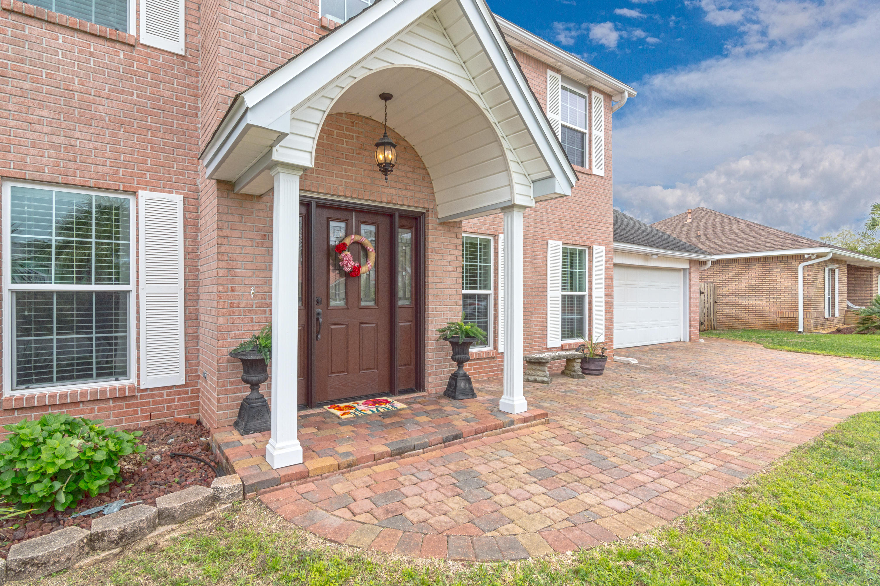 LAKE POINTE - Residential