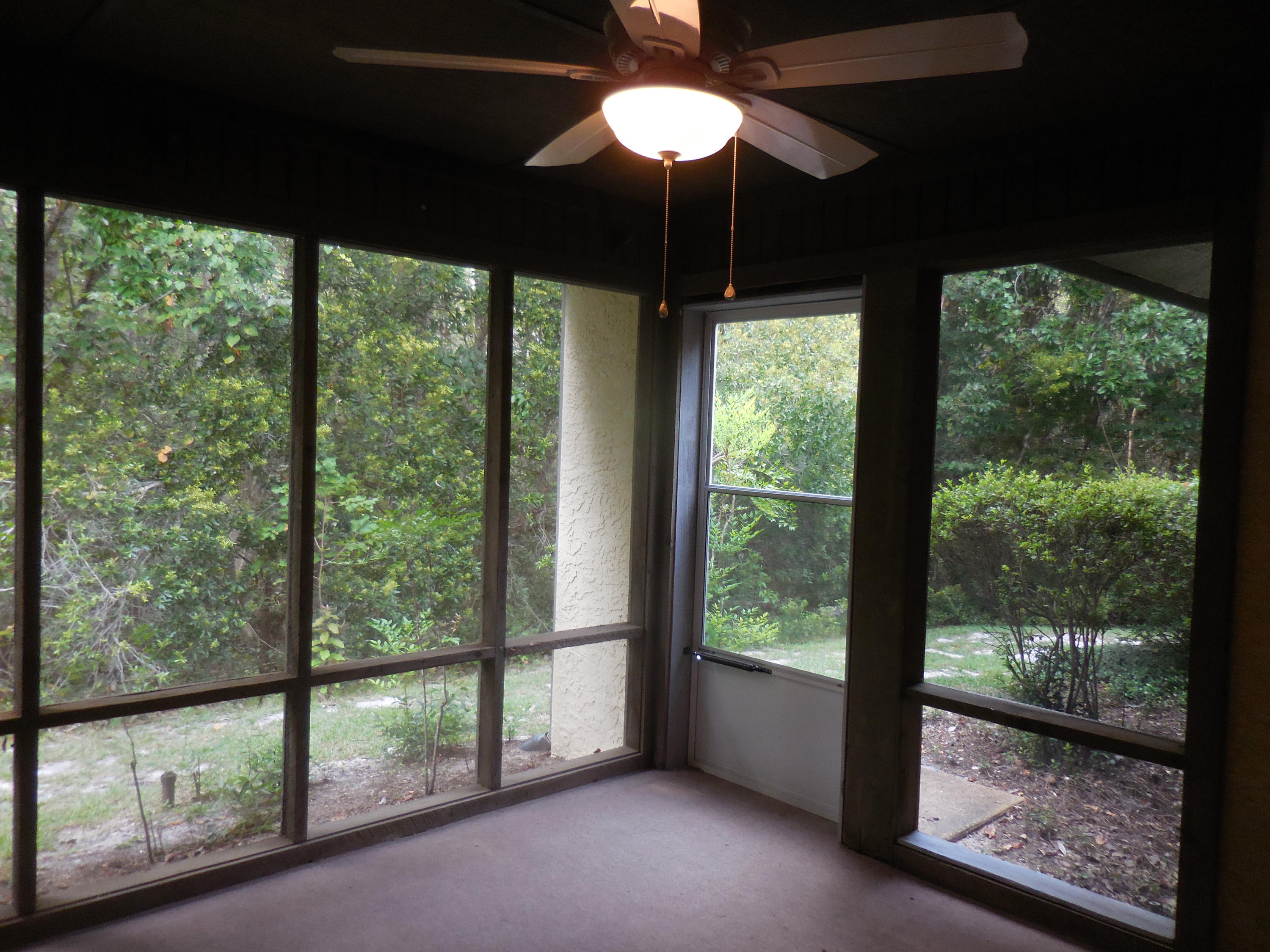 ROYAL OAK VILLAS BLUEWATER BAY - Residential