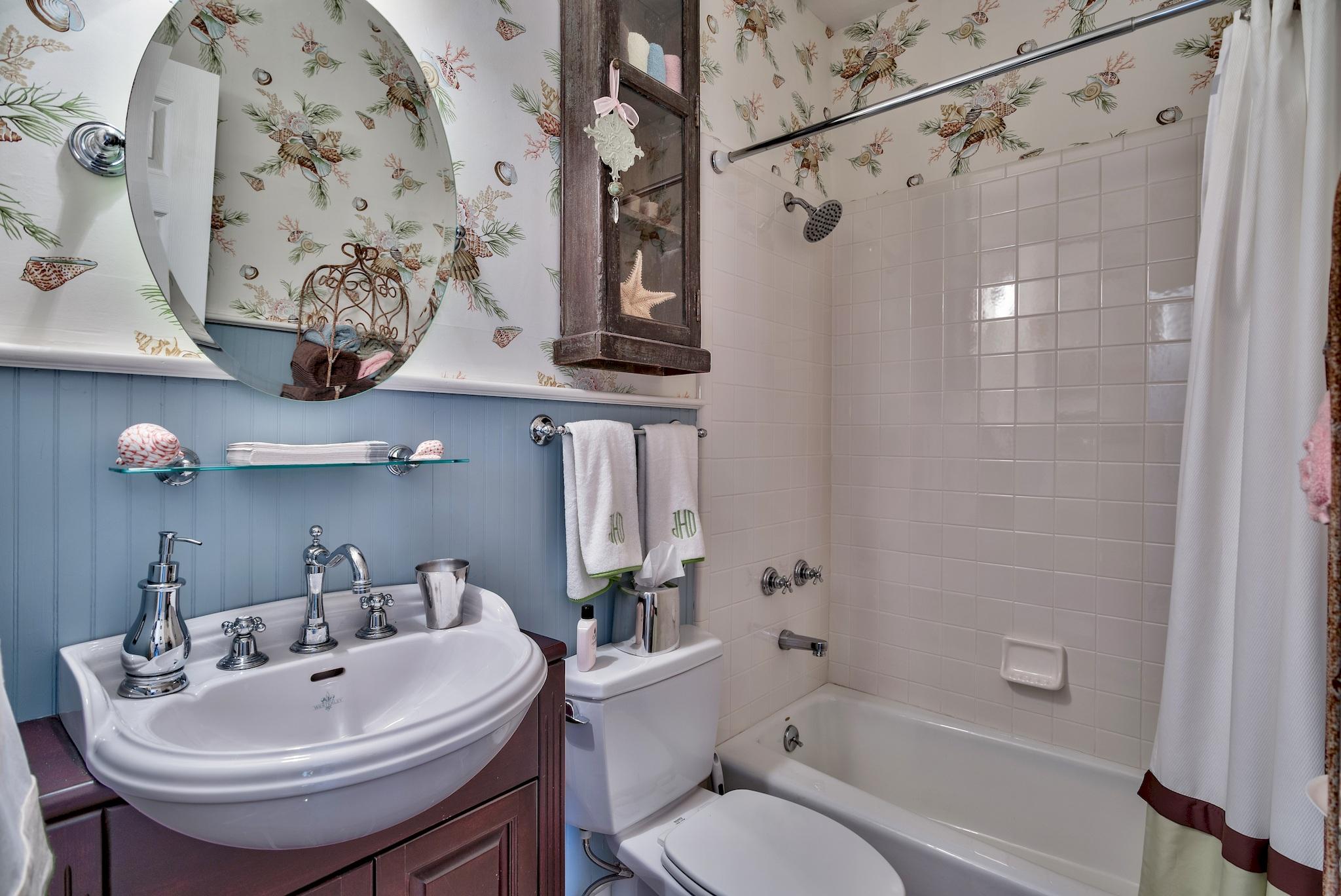 CALYPSO POINTE - Residential
