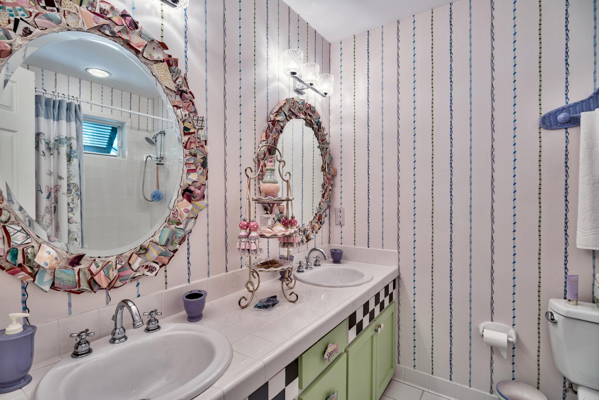 CALYPSO POINTE - Residential