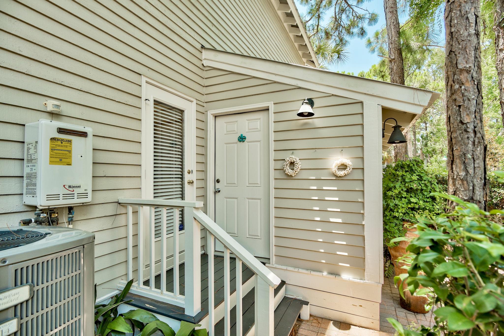 CALYPSO POINTE - Residential