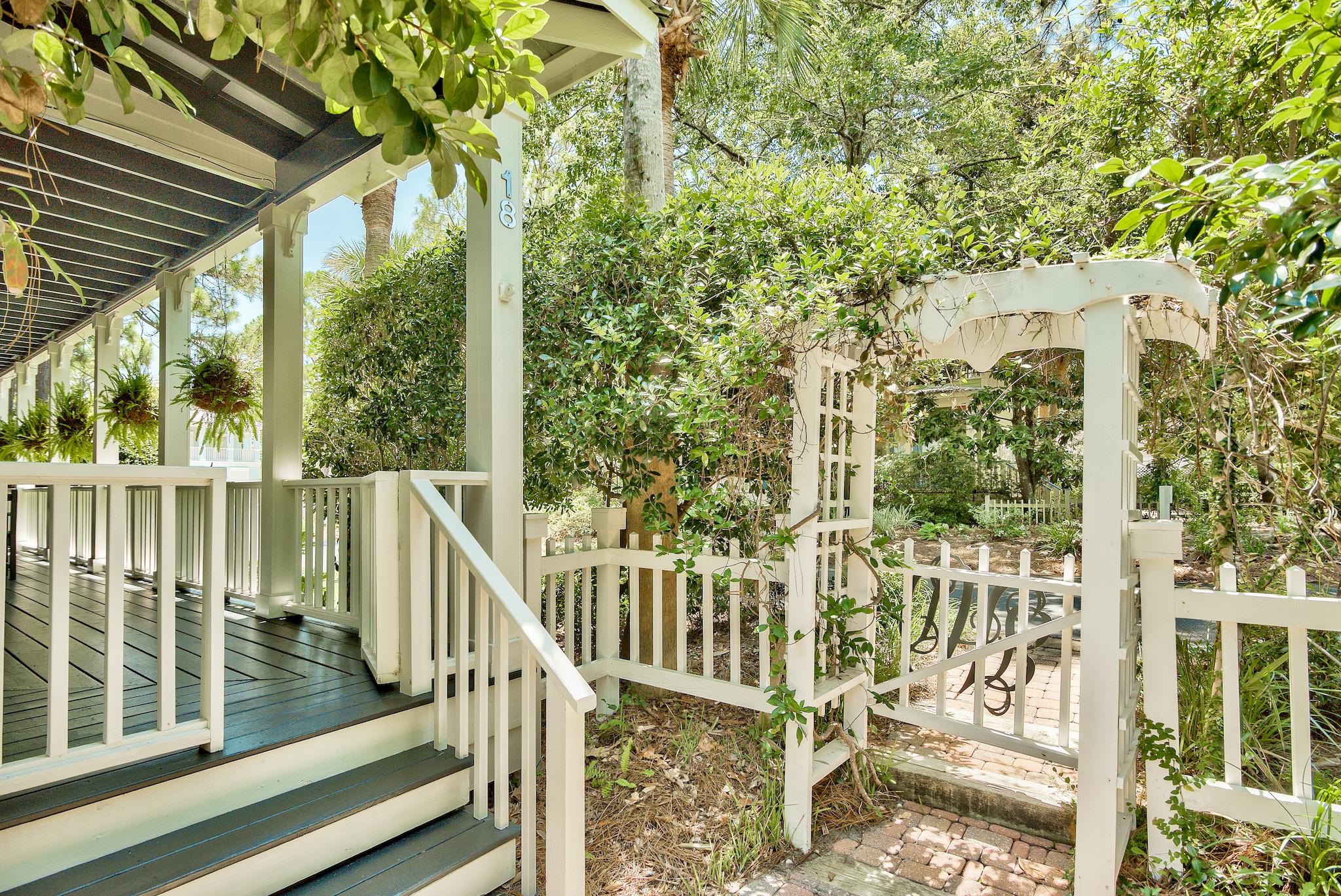 CALYPSO POINTE - Residential