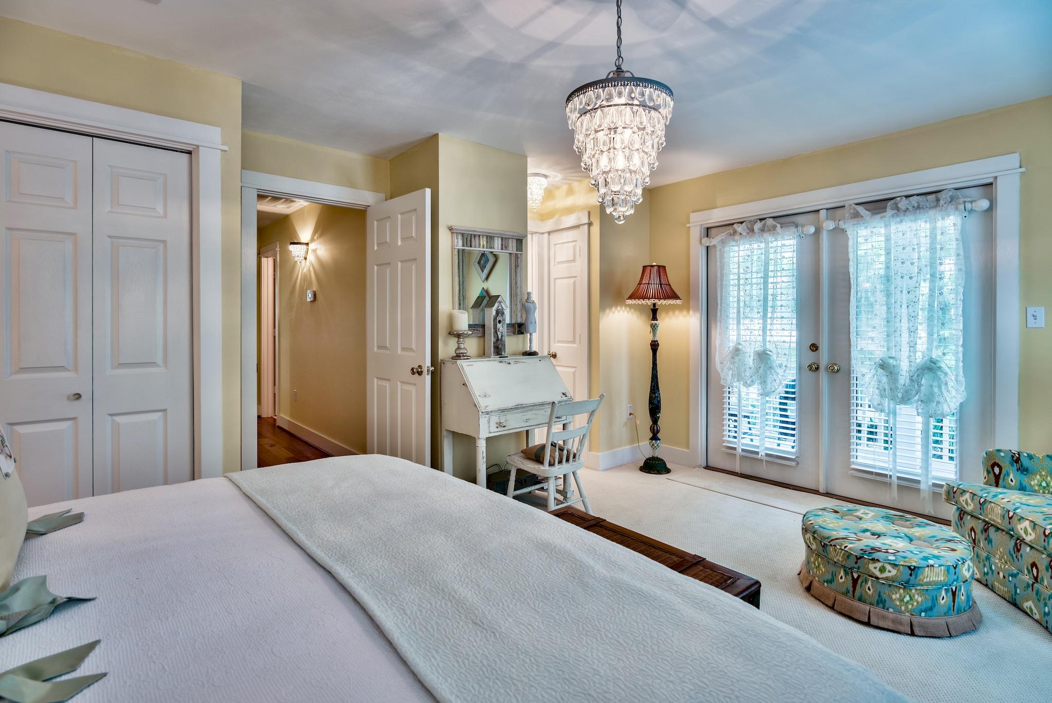 CALYPSO POINTE - Residential