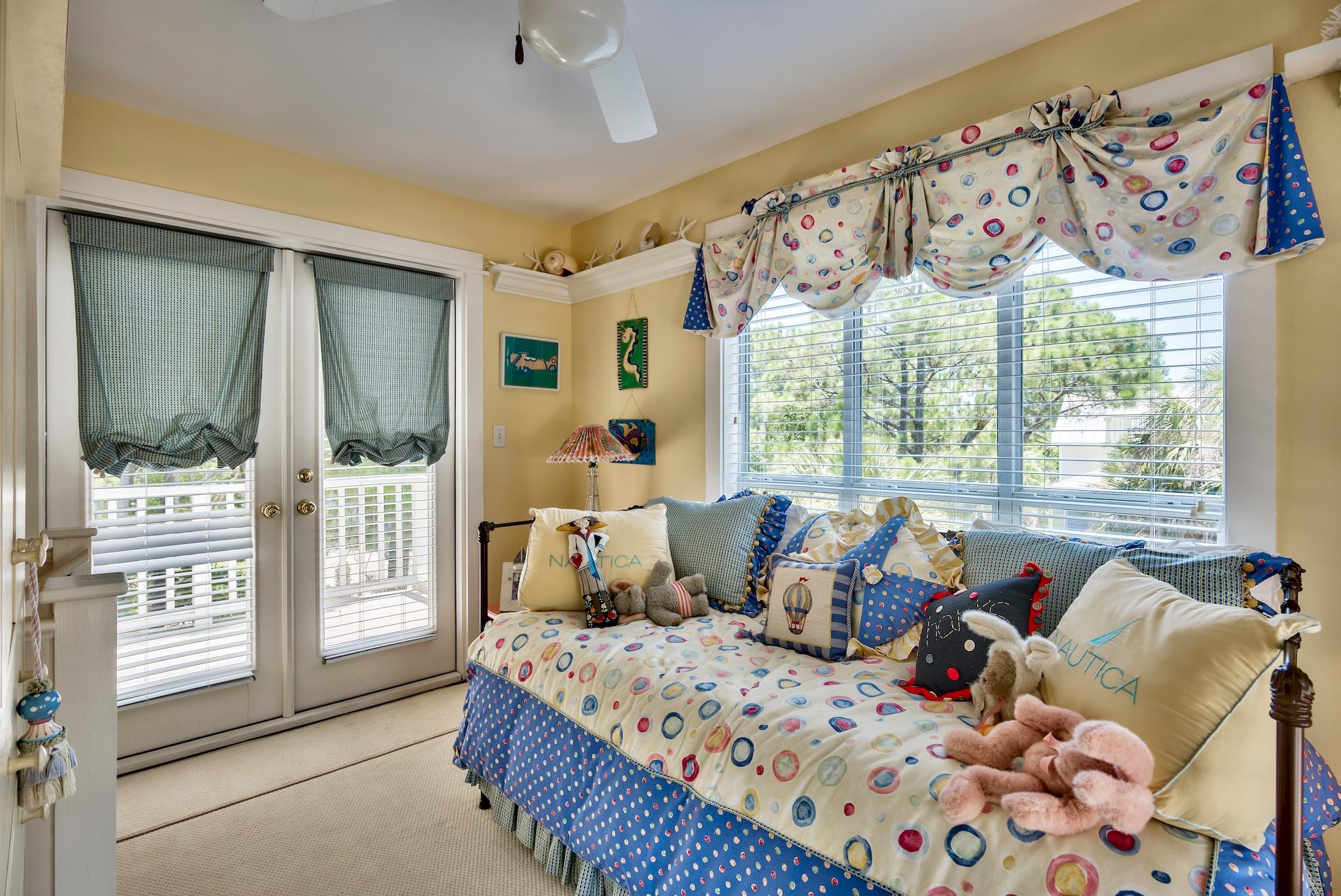 CALYPSO POINTE - Residential