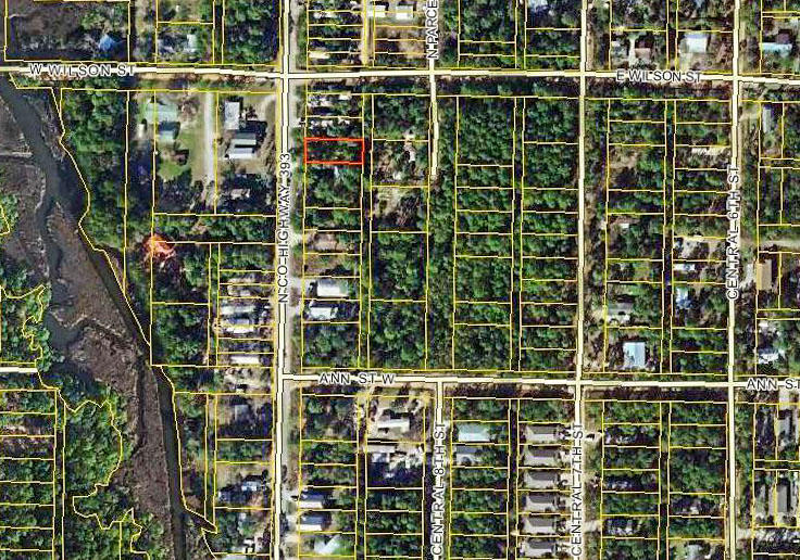 Located in the heart of Santa Rosa beach, this lot is zone residential. Lot is nicely wooded and measures 50 X 125. It is north of E. Wilson Street and south of Ann Street on the east of side of 393. Similar properties in the area have been used to build popular cottage style homes. With the growth of Miramar Beach and 30A, these lots are a wonderful investment opportunity as the surrounding area is growing exponentially.