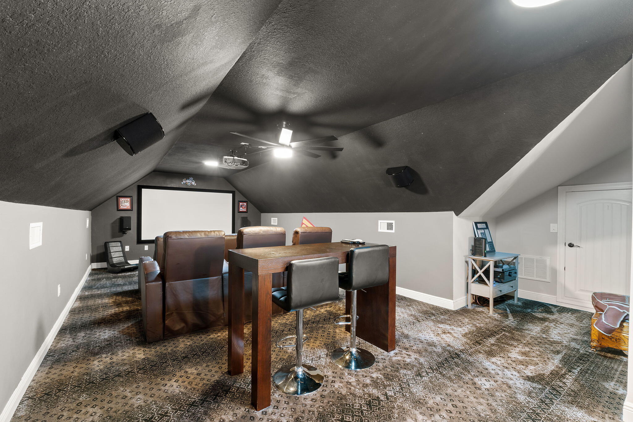 NATURES TRAIL - Residential