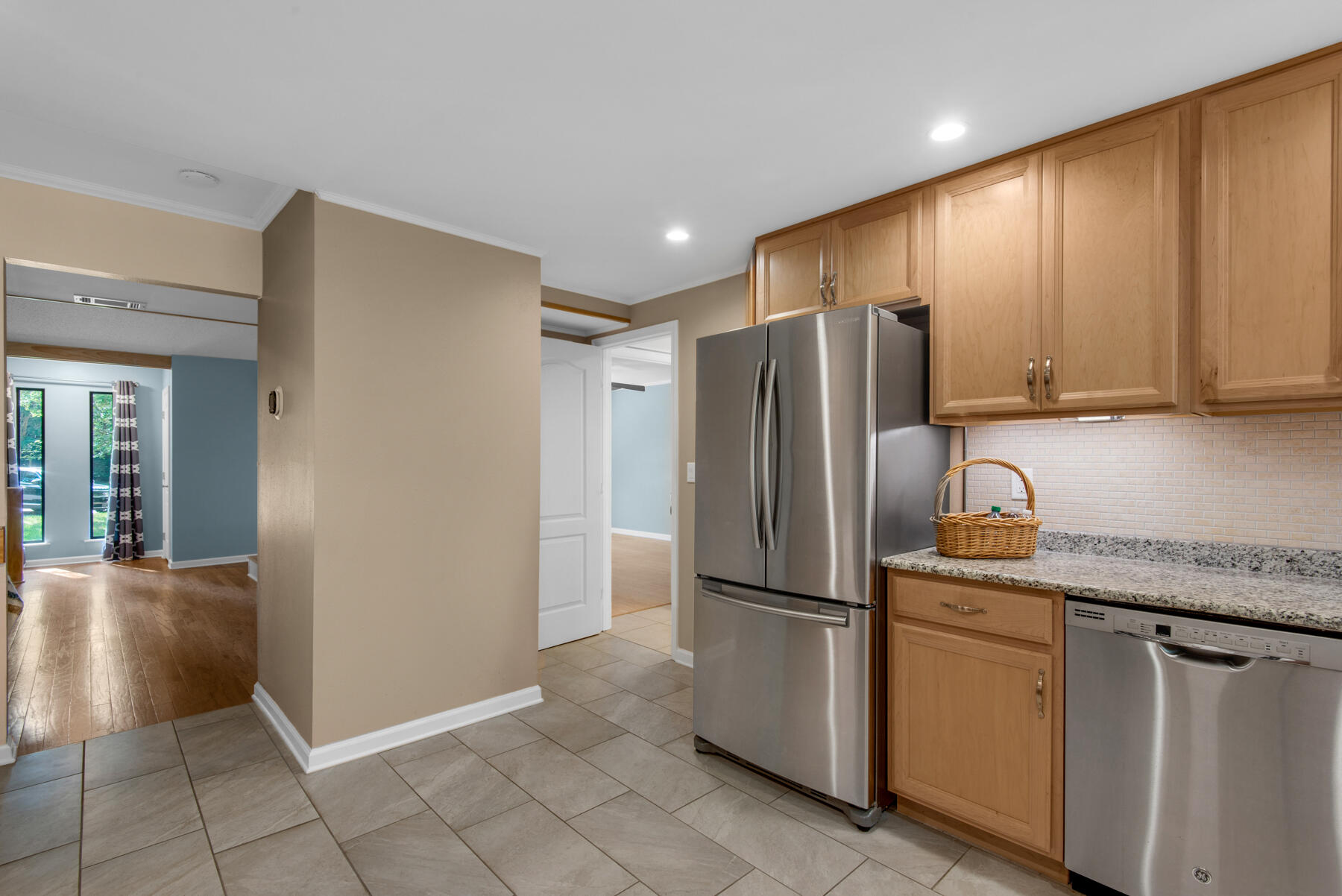 EDGEWATER VILLAGE - Residential