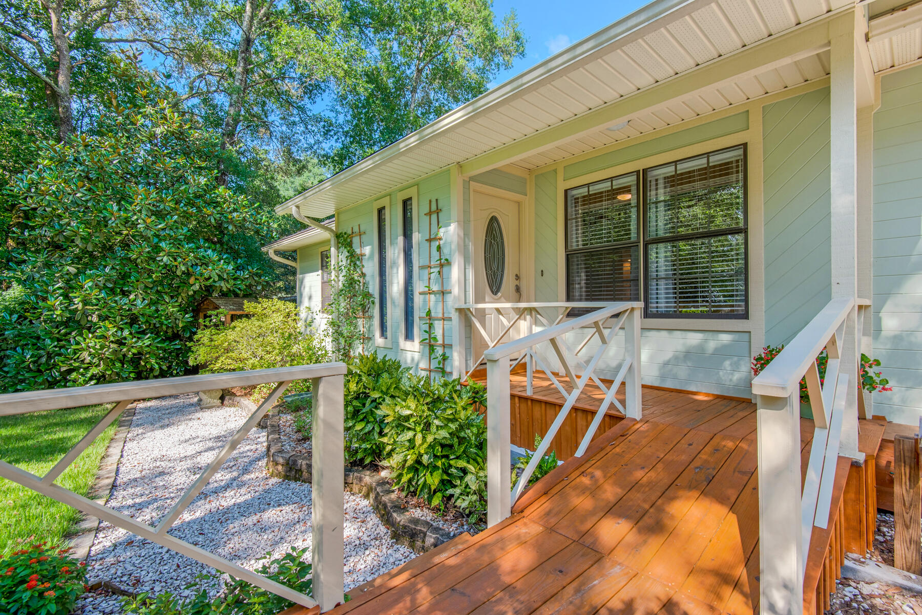 EDGEWATER VILLAGE - Residential