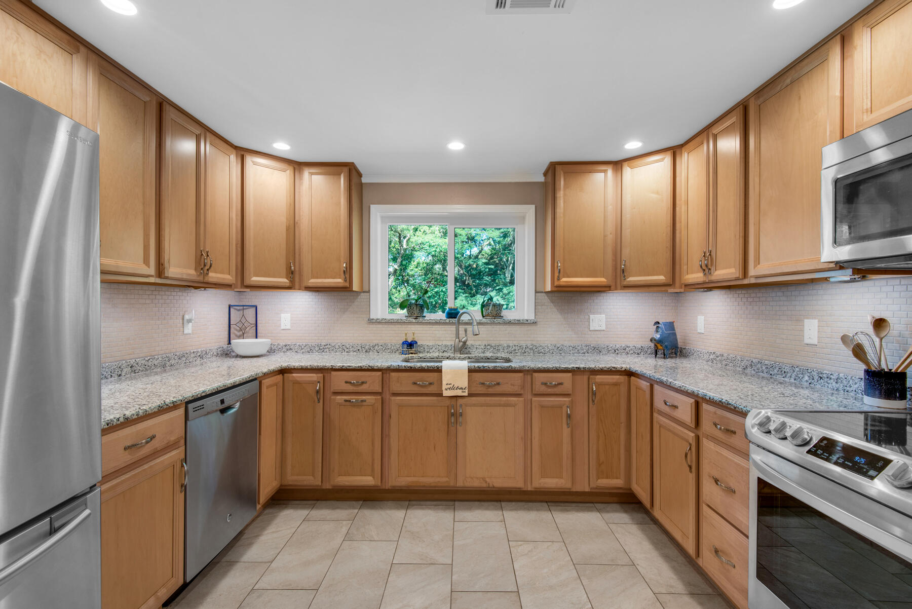 EDGEWATER VILLAGE - Residential