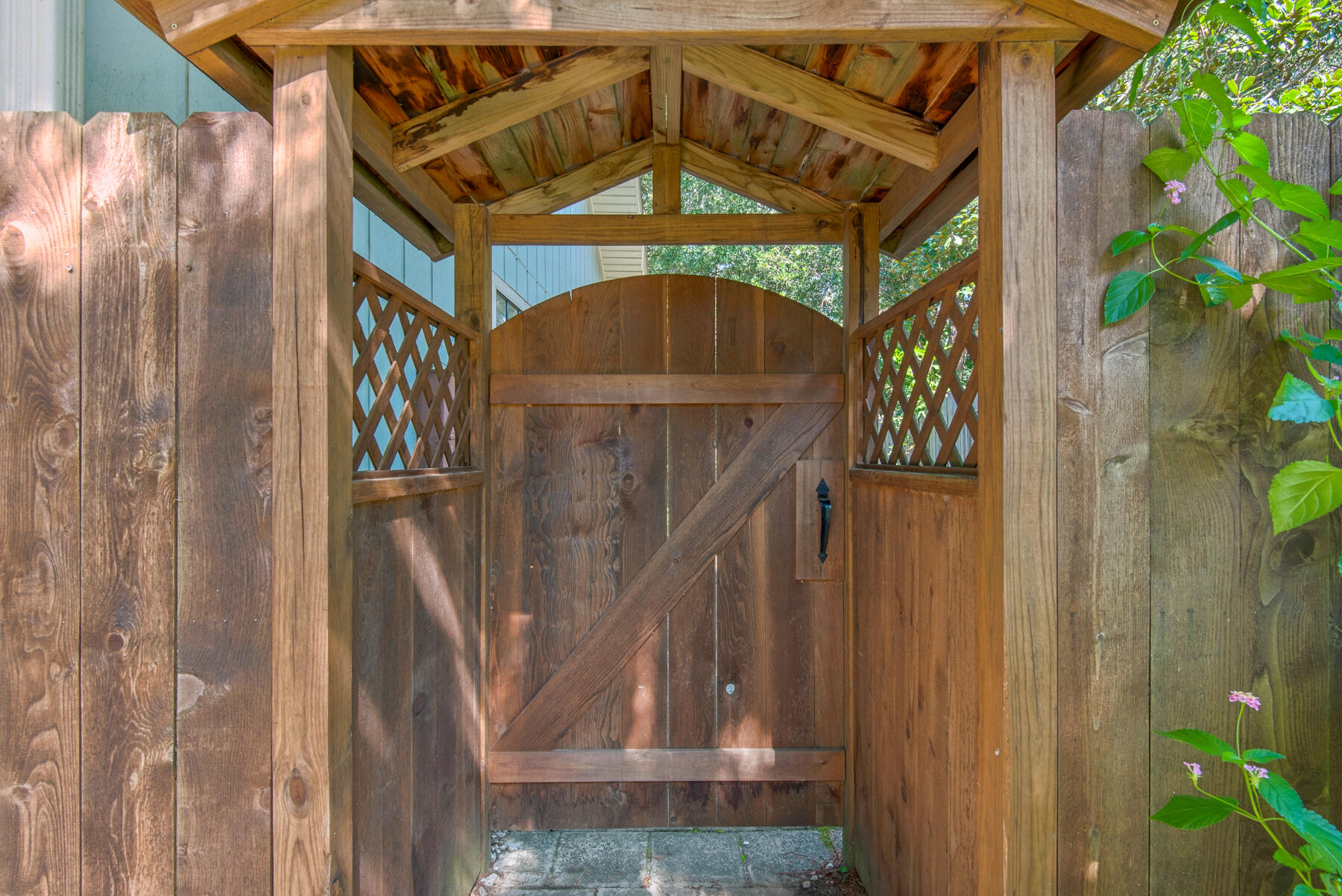 EDGEWATER VILLAGE - Residential