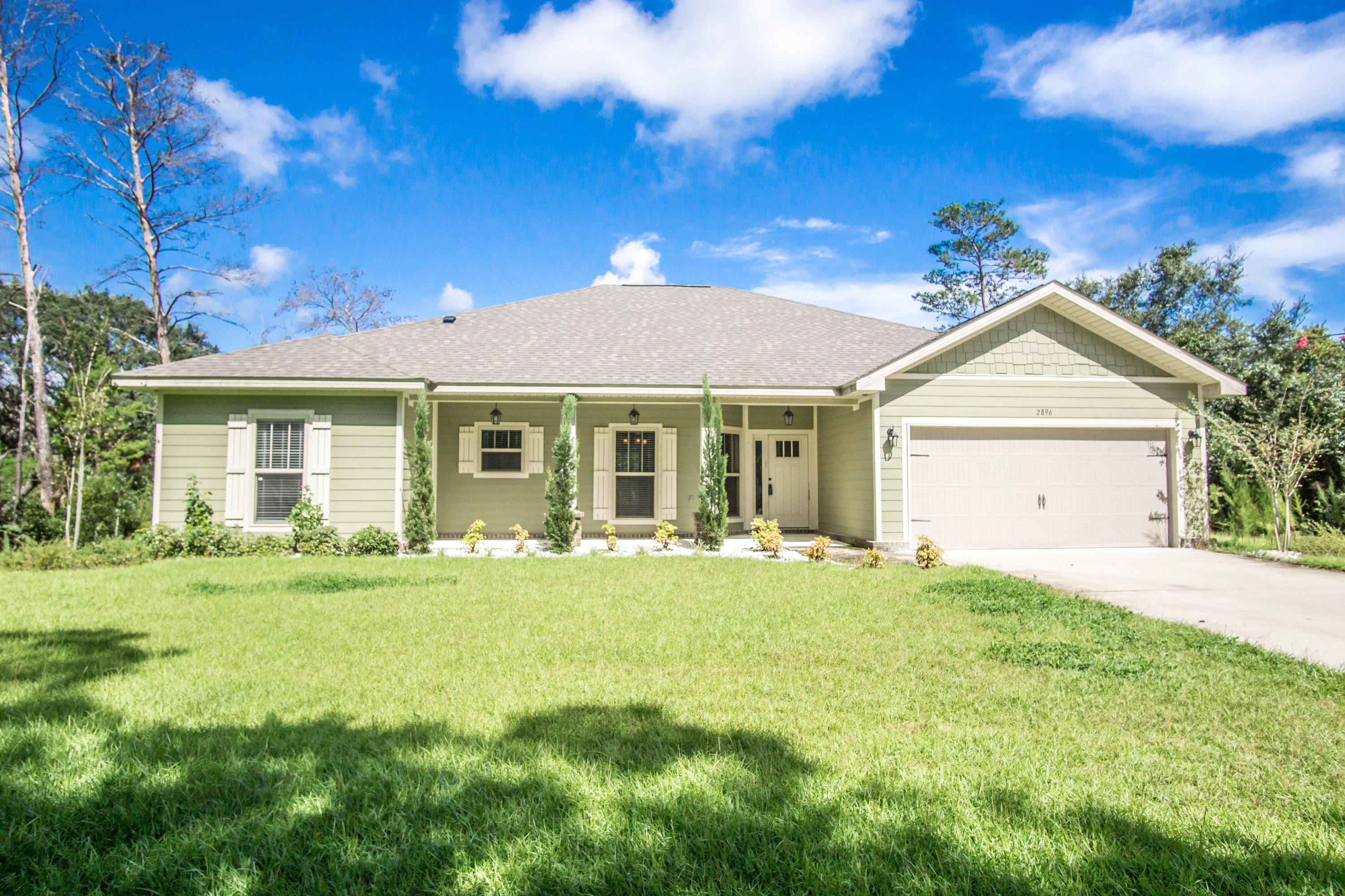 HOLLEY BY THE SEA - Residential