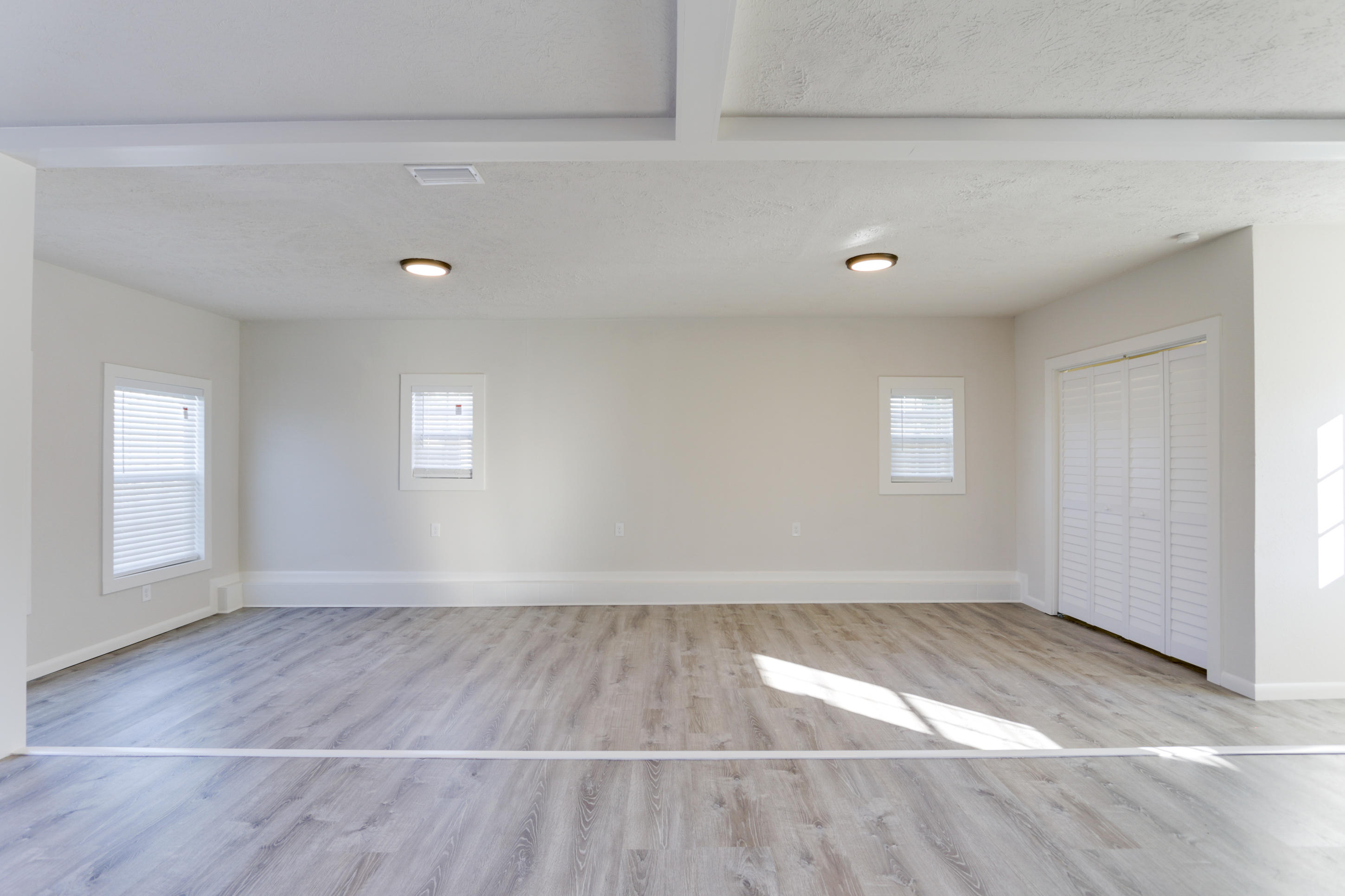 GARDENIA BEACH - Residential