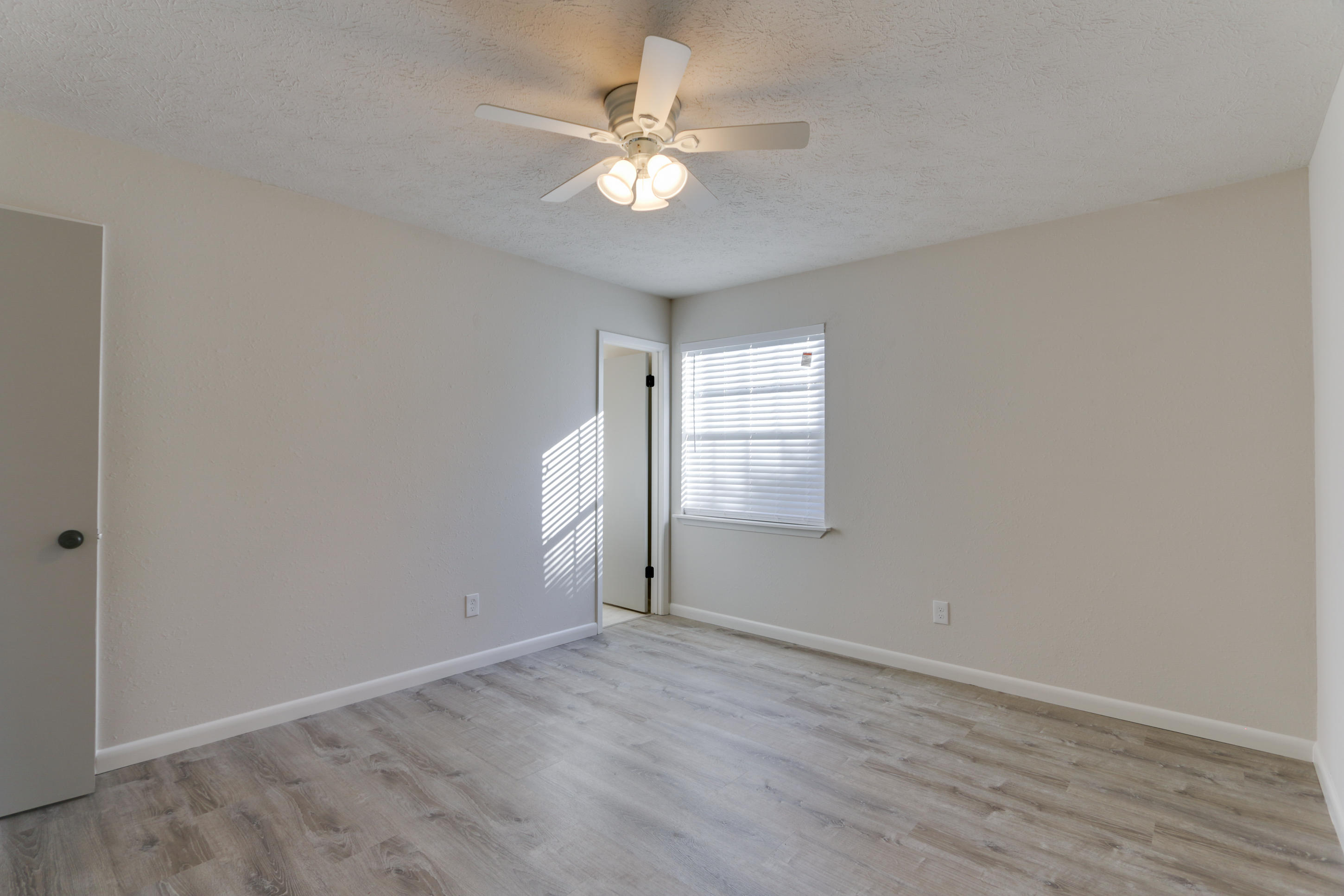 GARDENIA BEACH - Residential