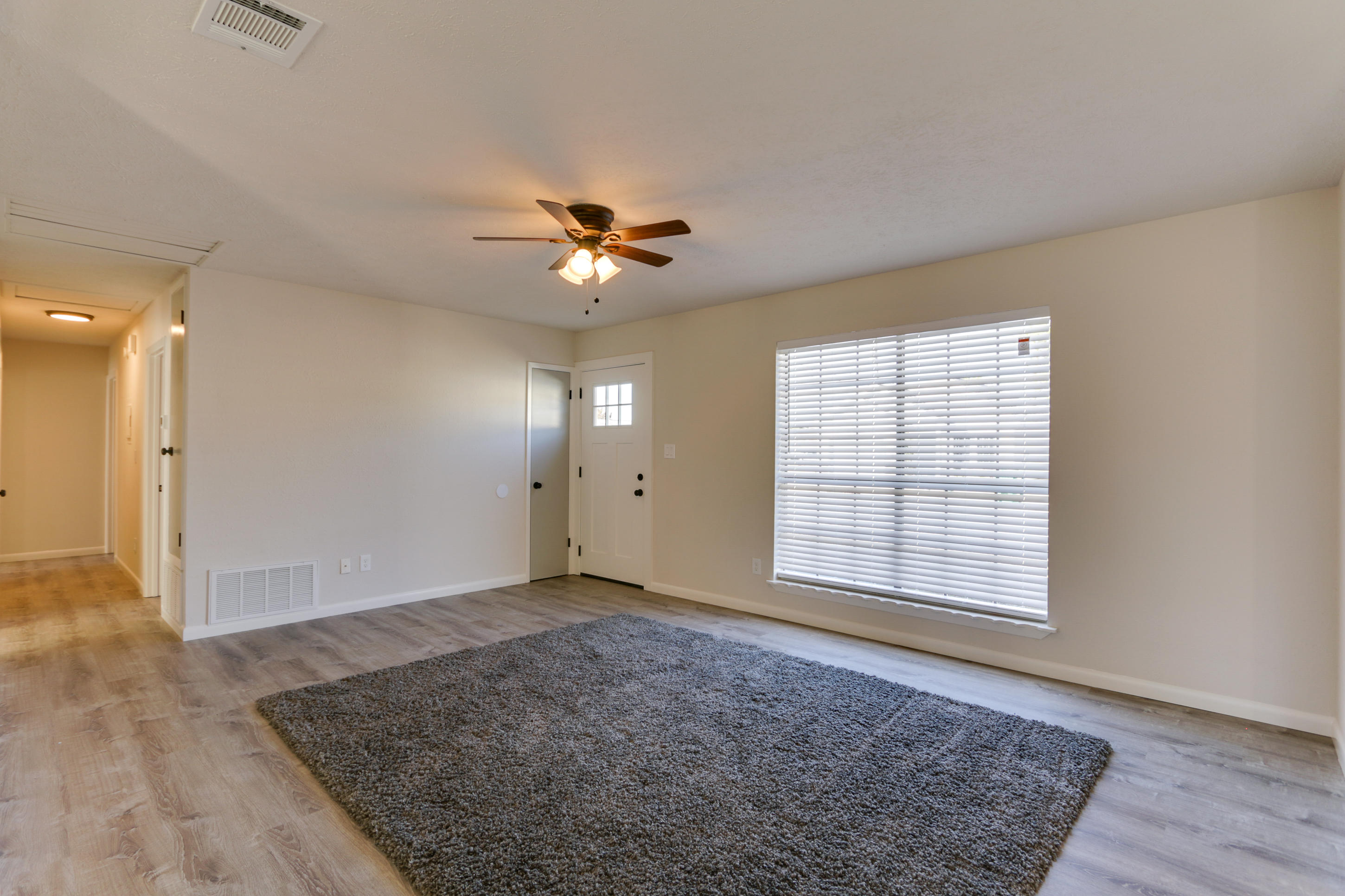 GARDENIA BEACH - Residential