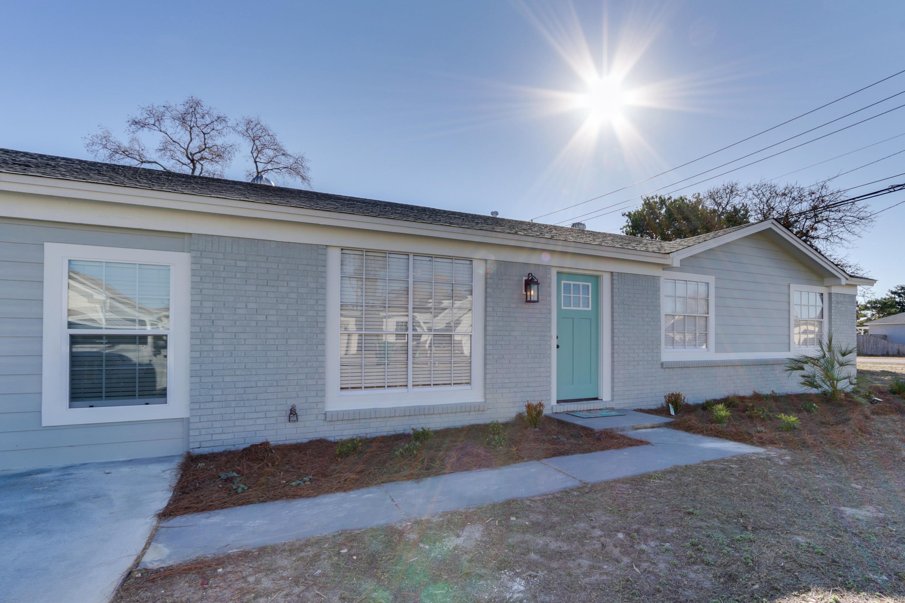 GARDENIA BEACH - Residential