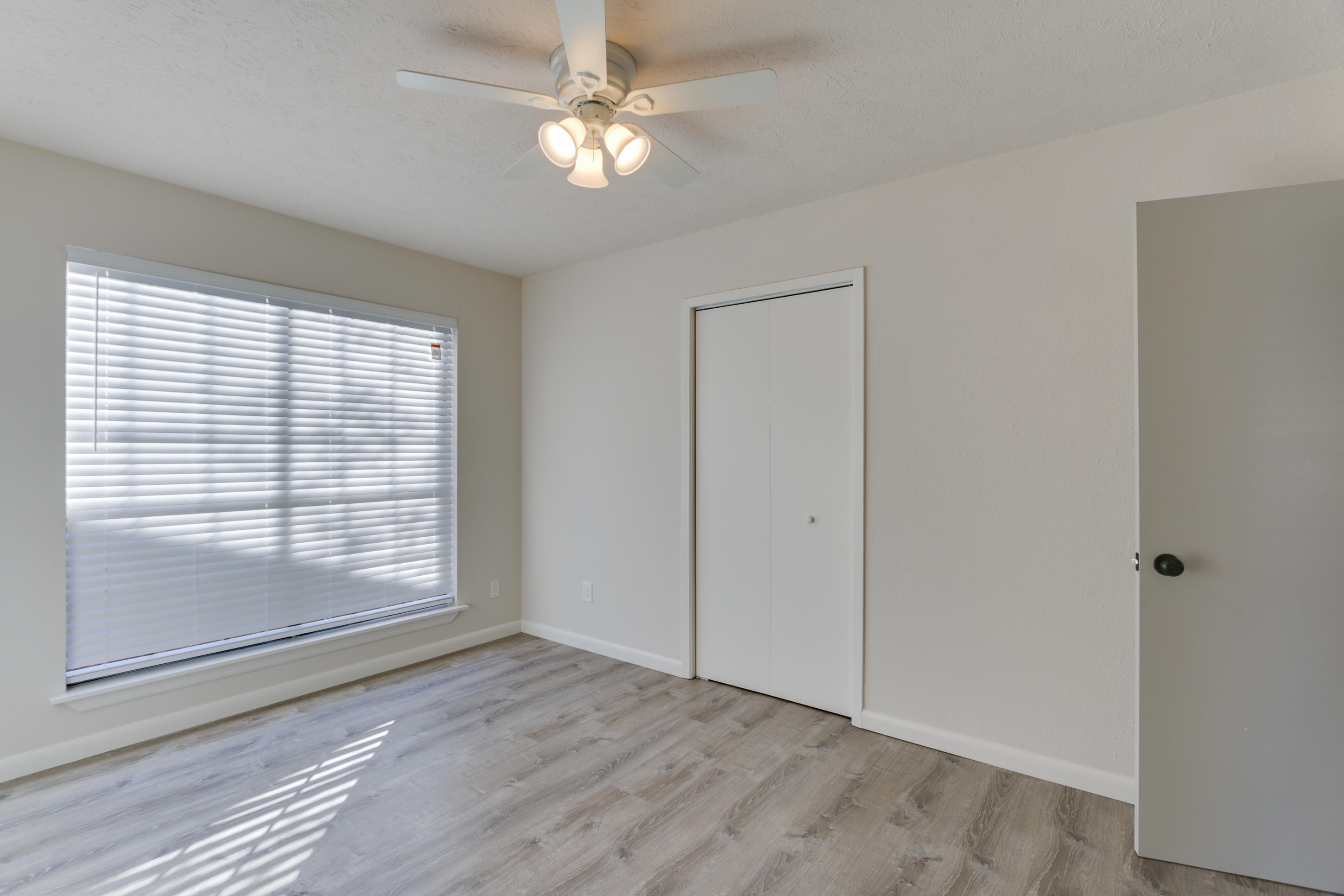 GARDENIA BEACH - Residential