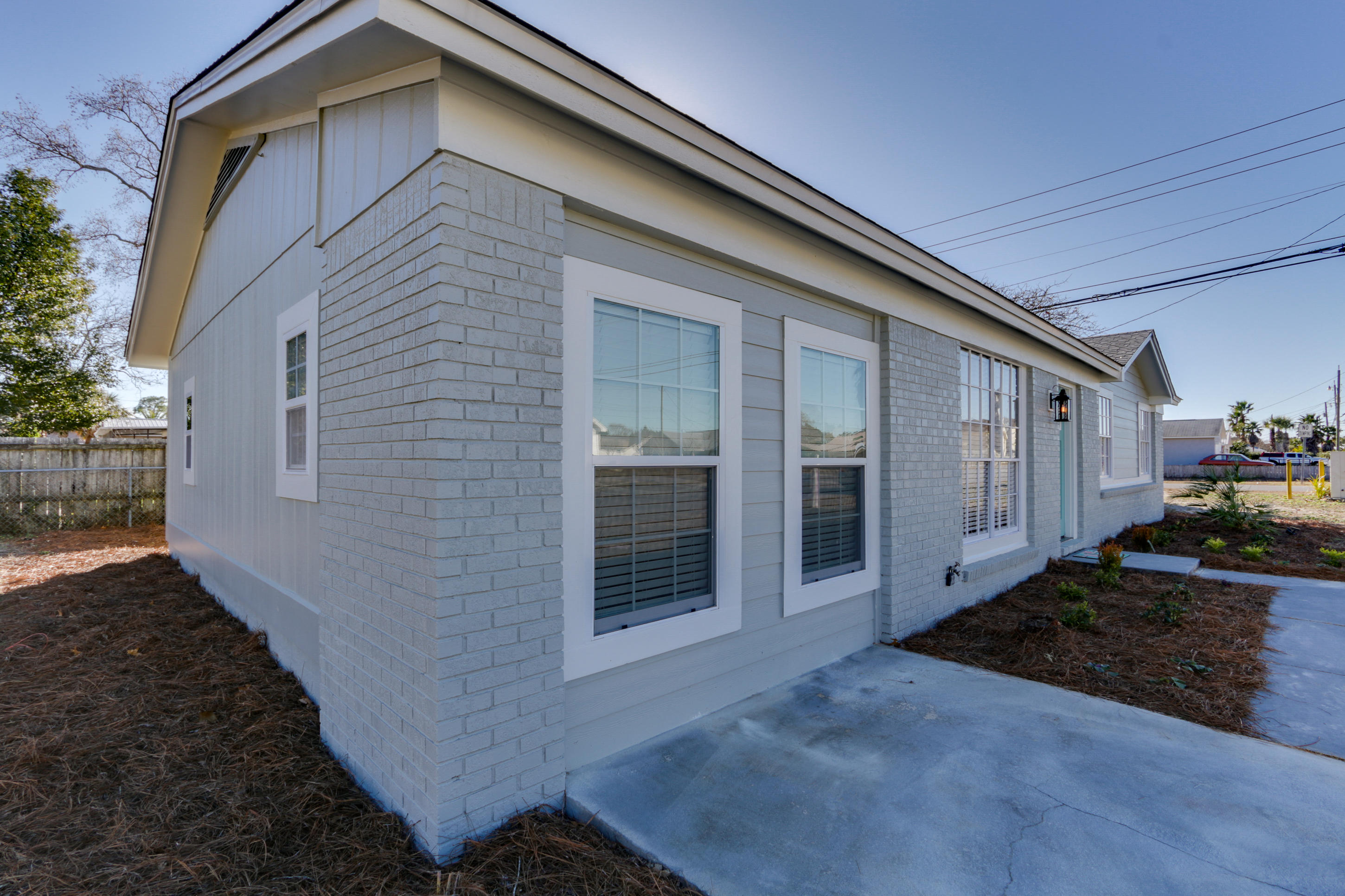 GARDENIA BEACH - Residential