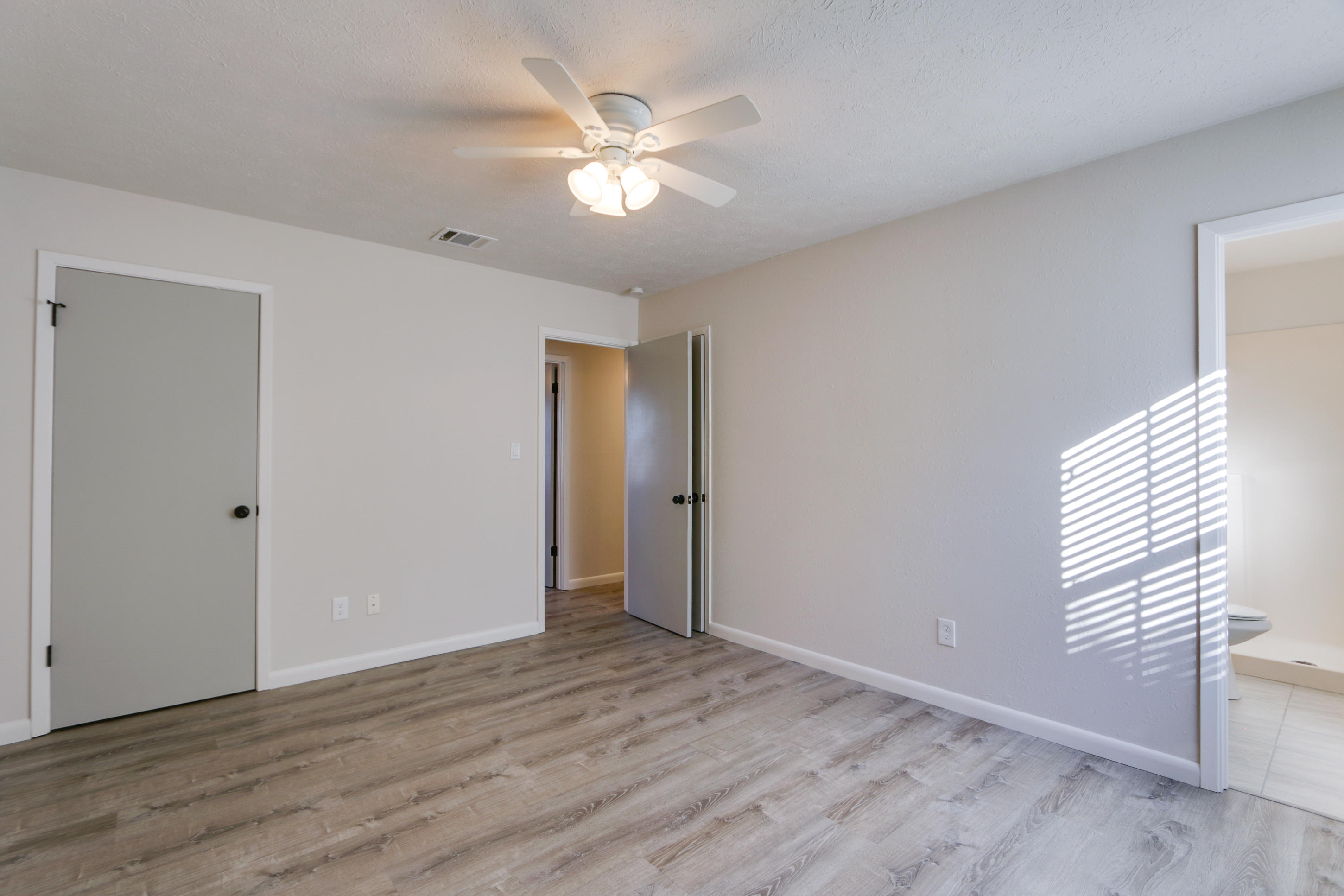 GARDENIA BEACH - Residential