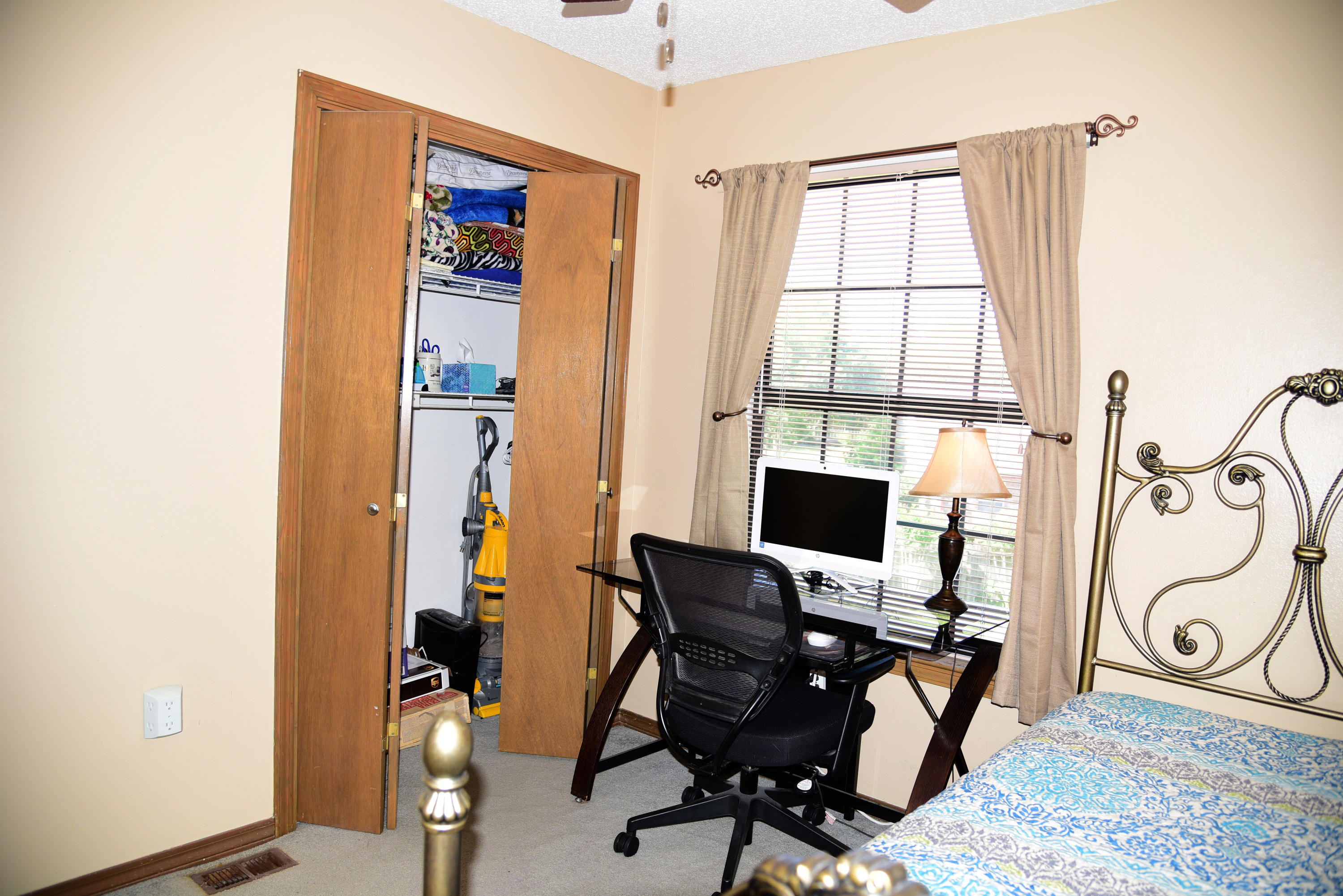 PAGE PLACE - Residential