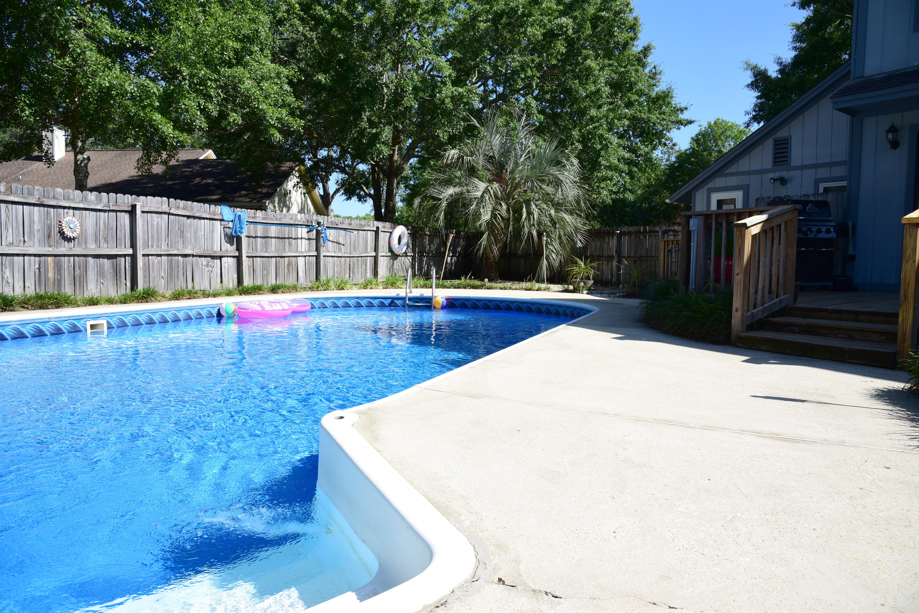 PAGE PLACE - Residential