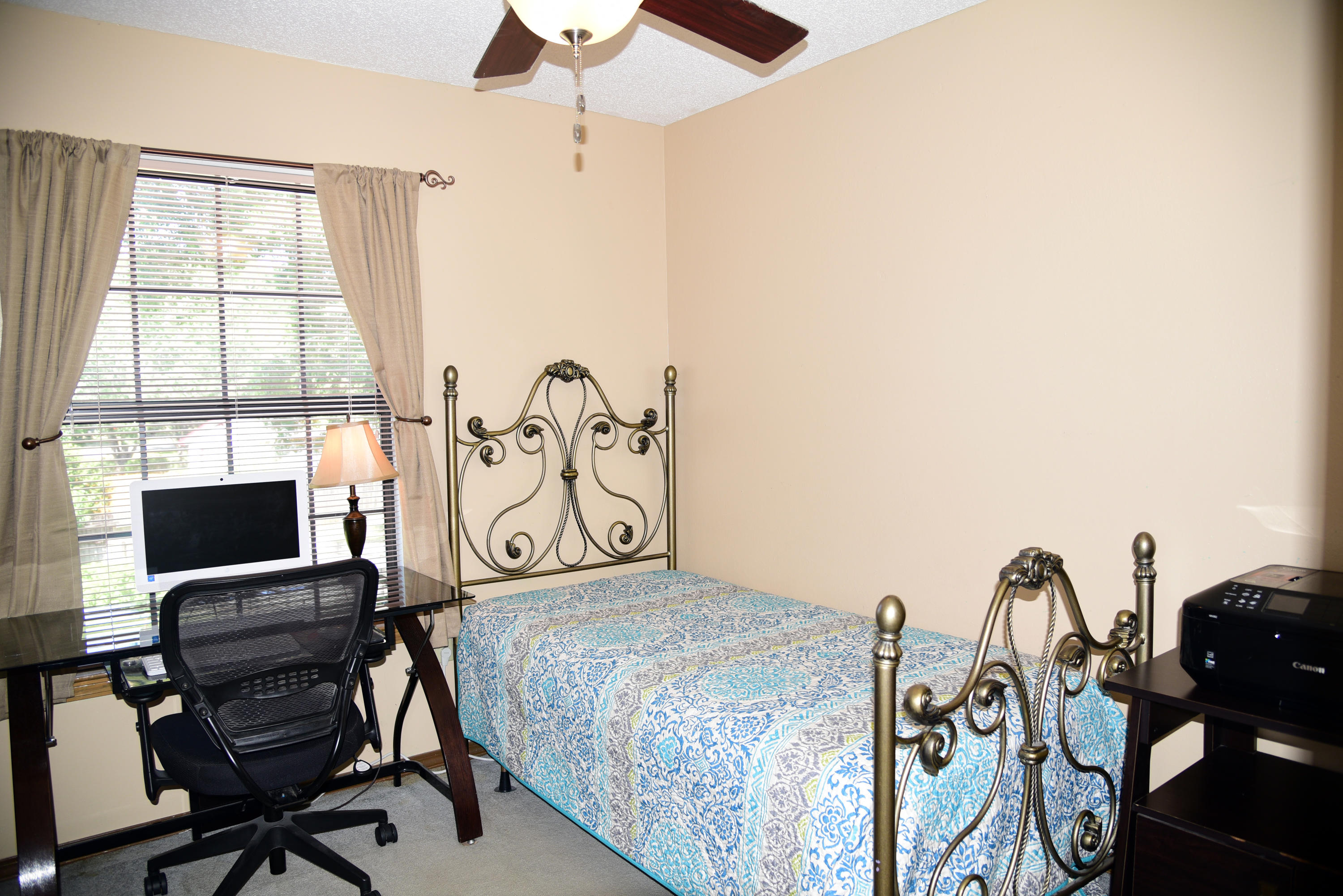 PAGE PLACE - Residential