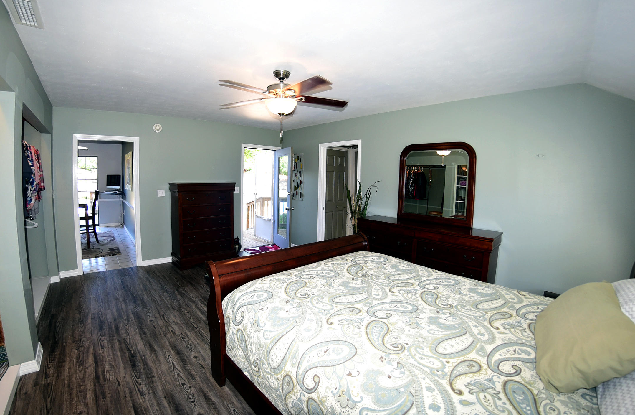 PAGE PLACE - Residential