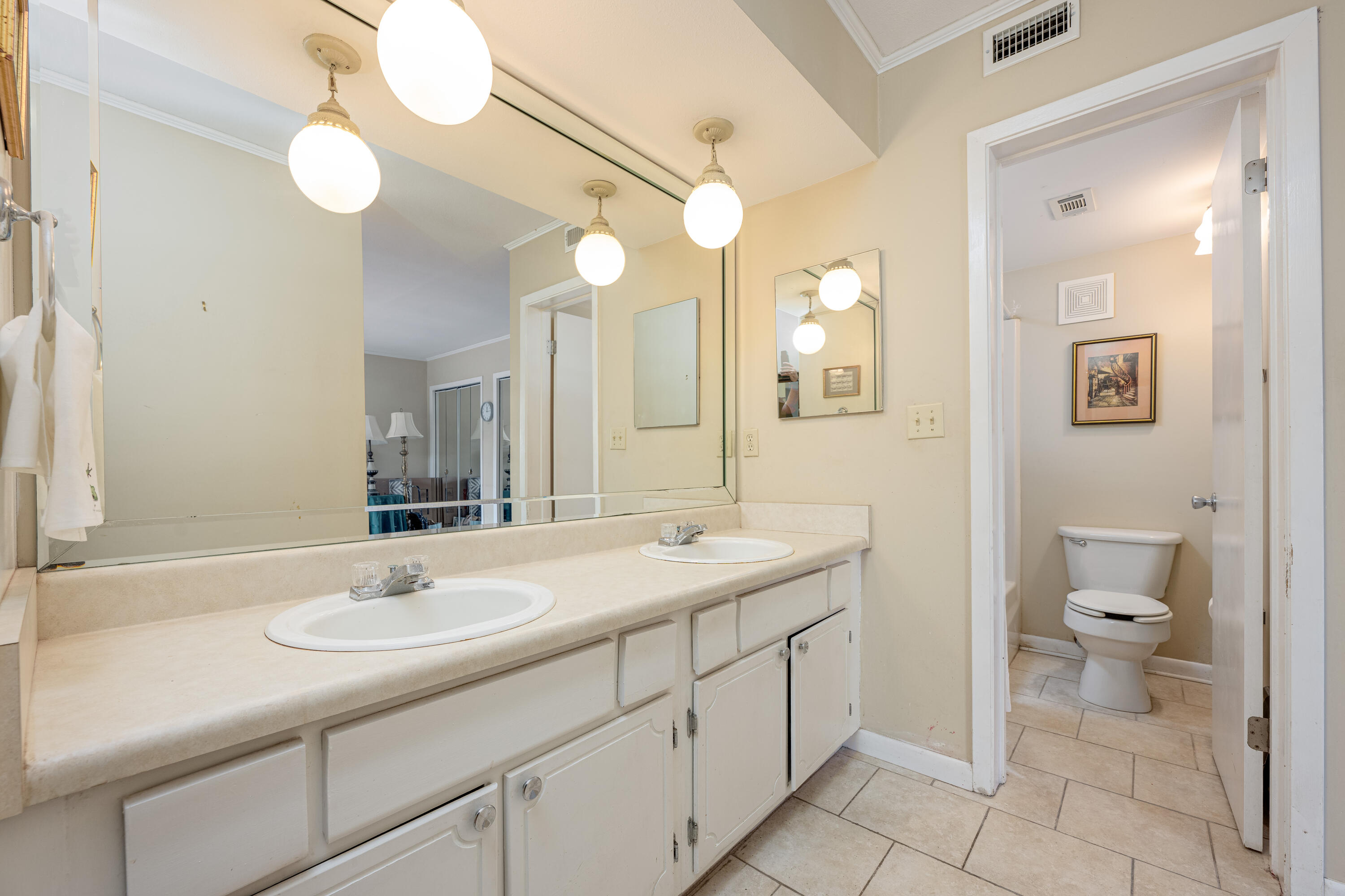 TREEHOUSE - Residential