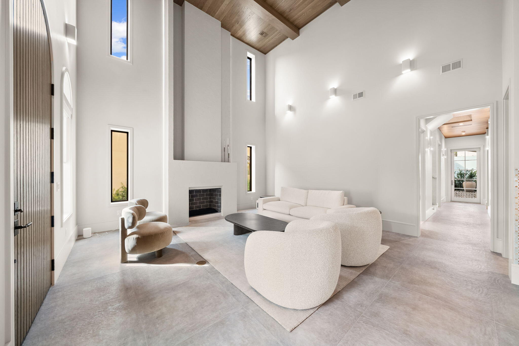 VILLAGE OF WHITE CLIFFS THE - Residential