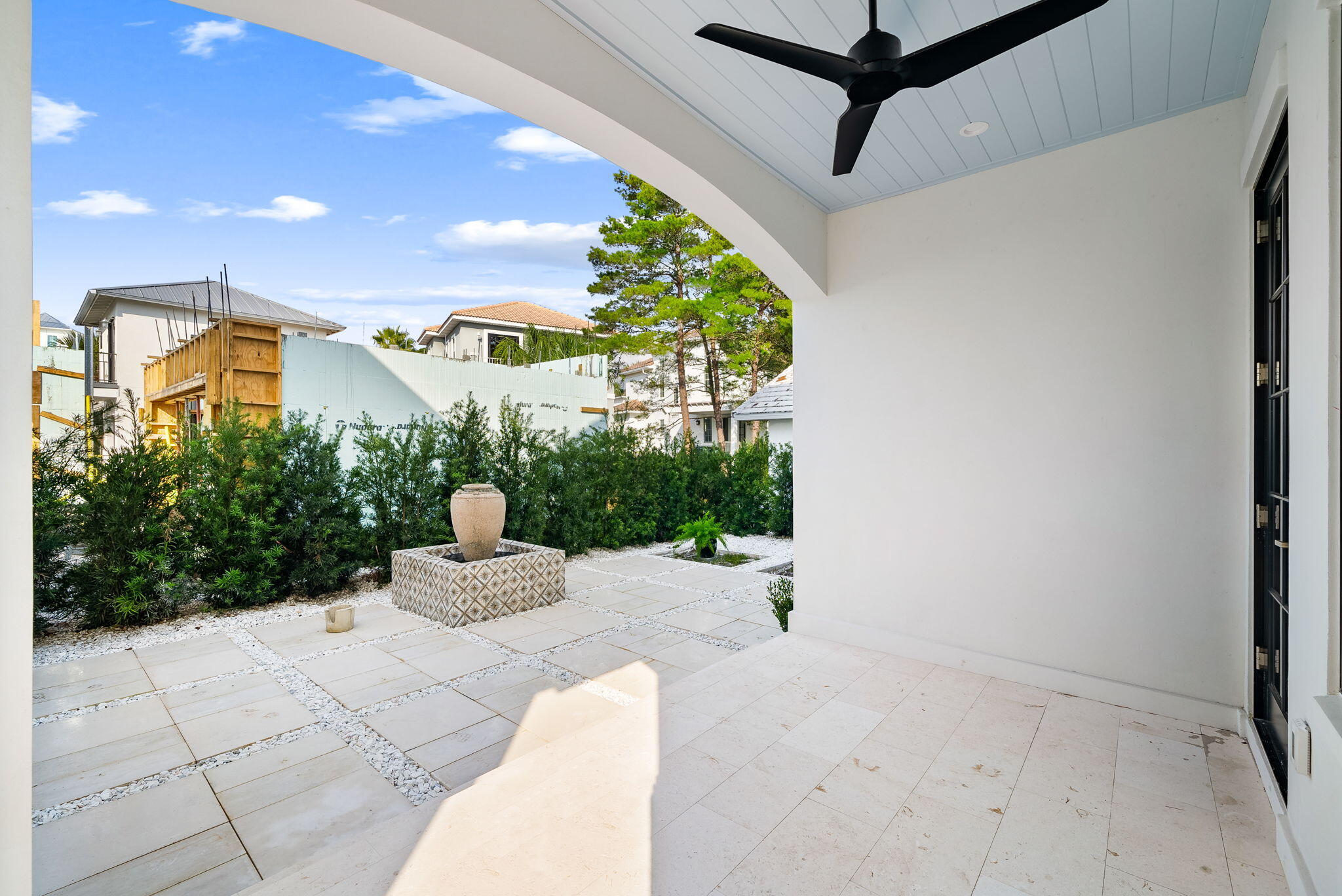 VILLAGE OF WHITE CLIFFS THE - Residential