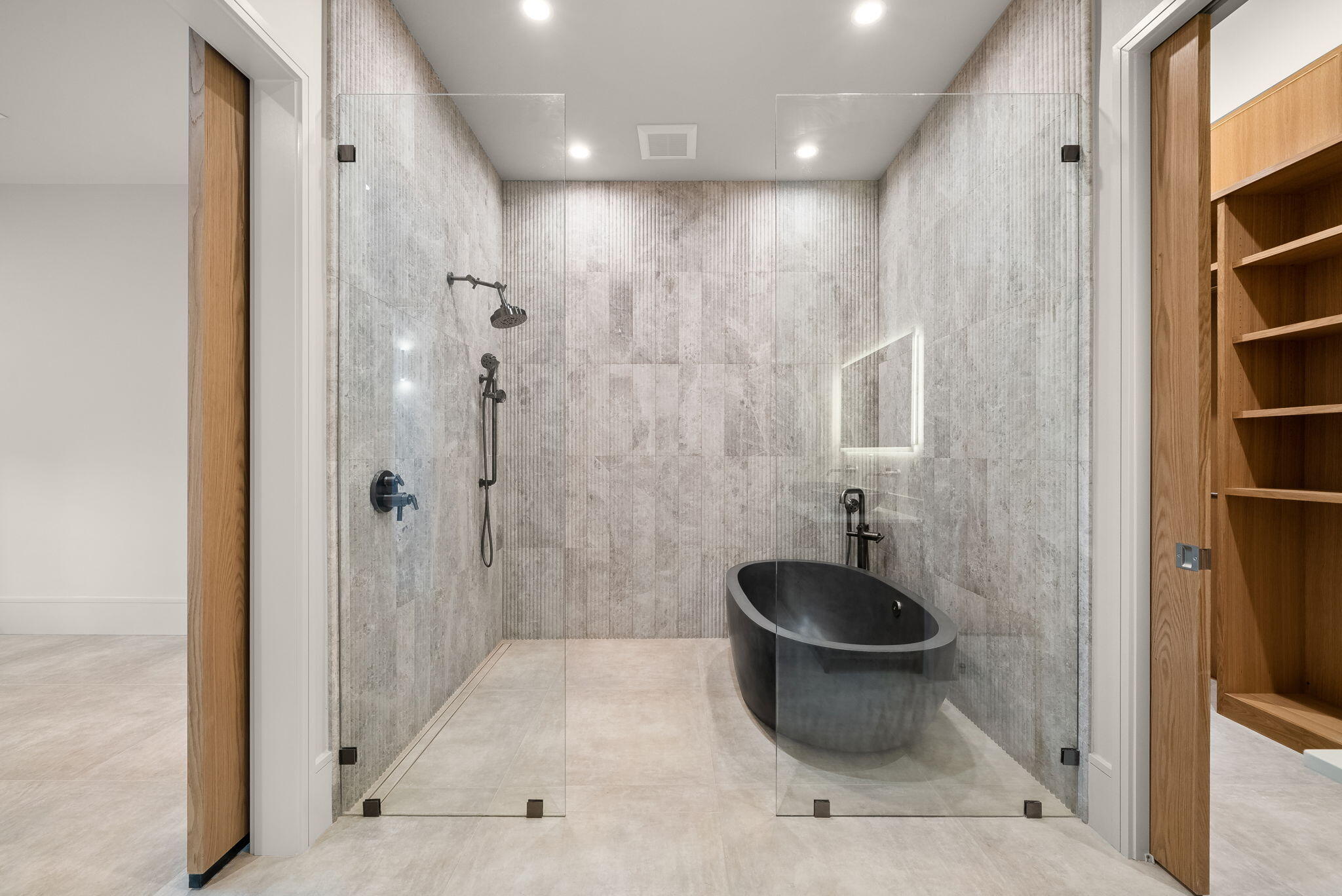 VILLAGE OF WHITE CLIFFS THE - Residential