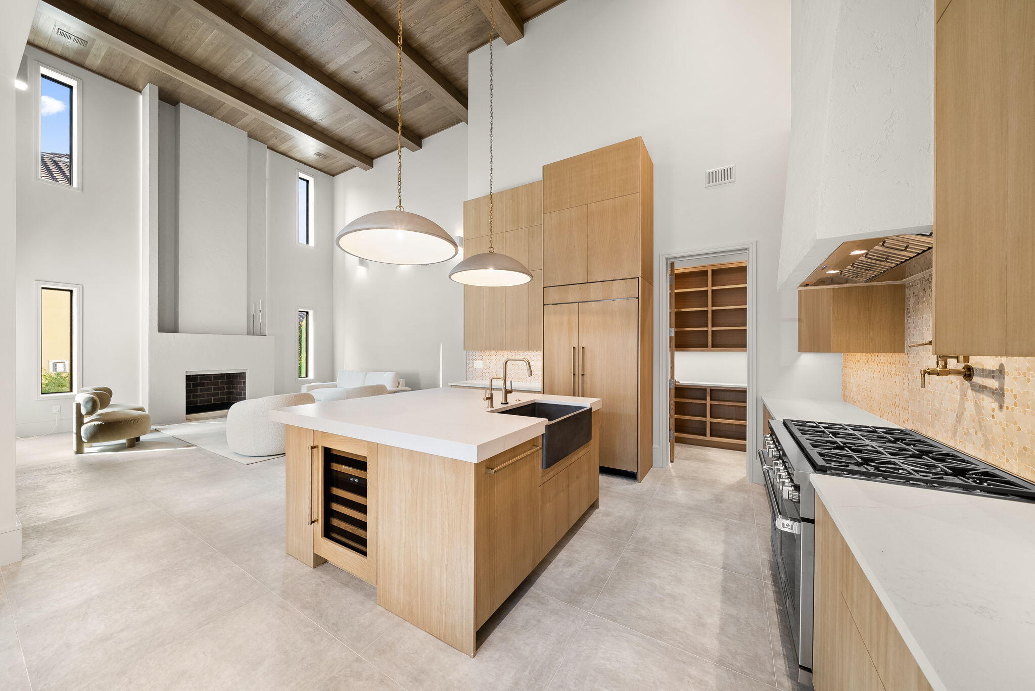 VILLAGE OF WHITE CLIFFS THE - Residential