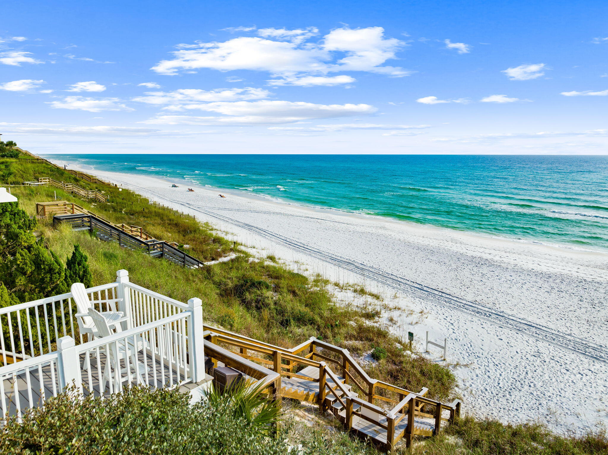 VILLAGE OF WHITE CLIFFS THE - Residential